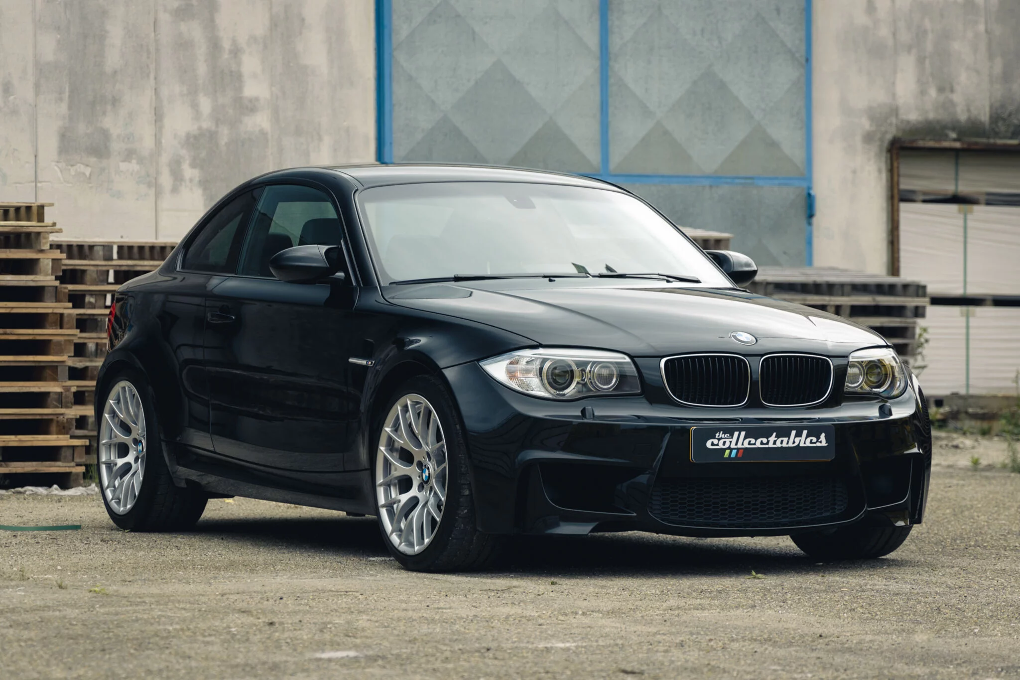 Sapphire Black BMW 1 Series