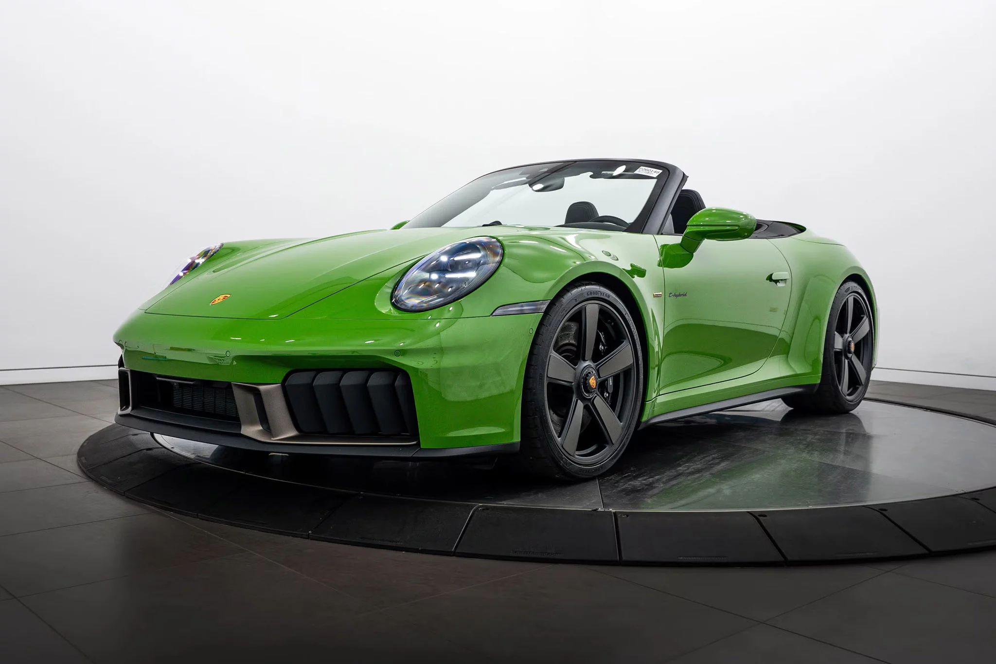 Willow Green Porsche 911 Spirit 70