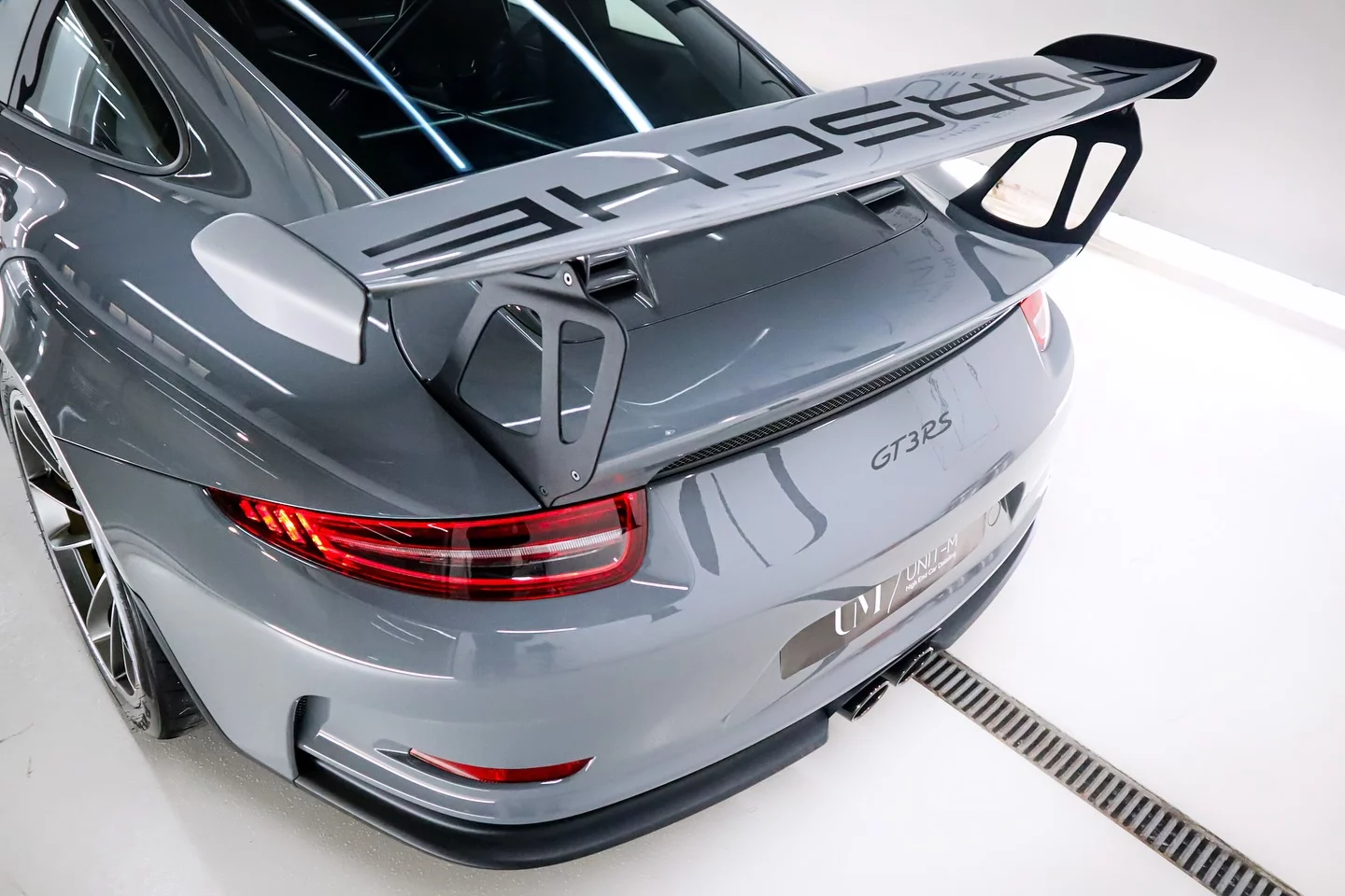 China Grey Porsche 911 GT3 RS