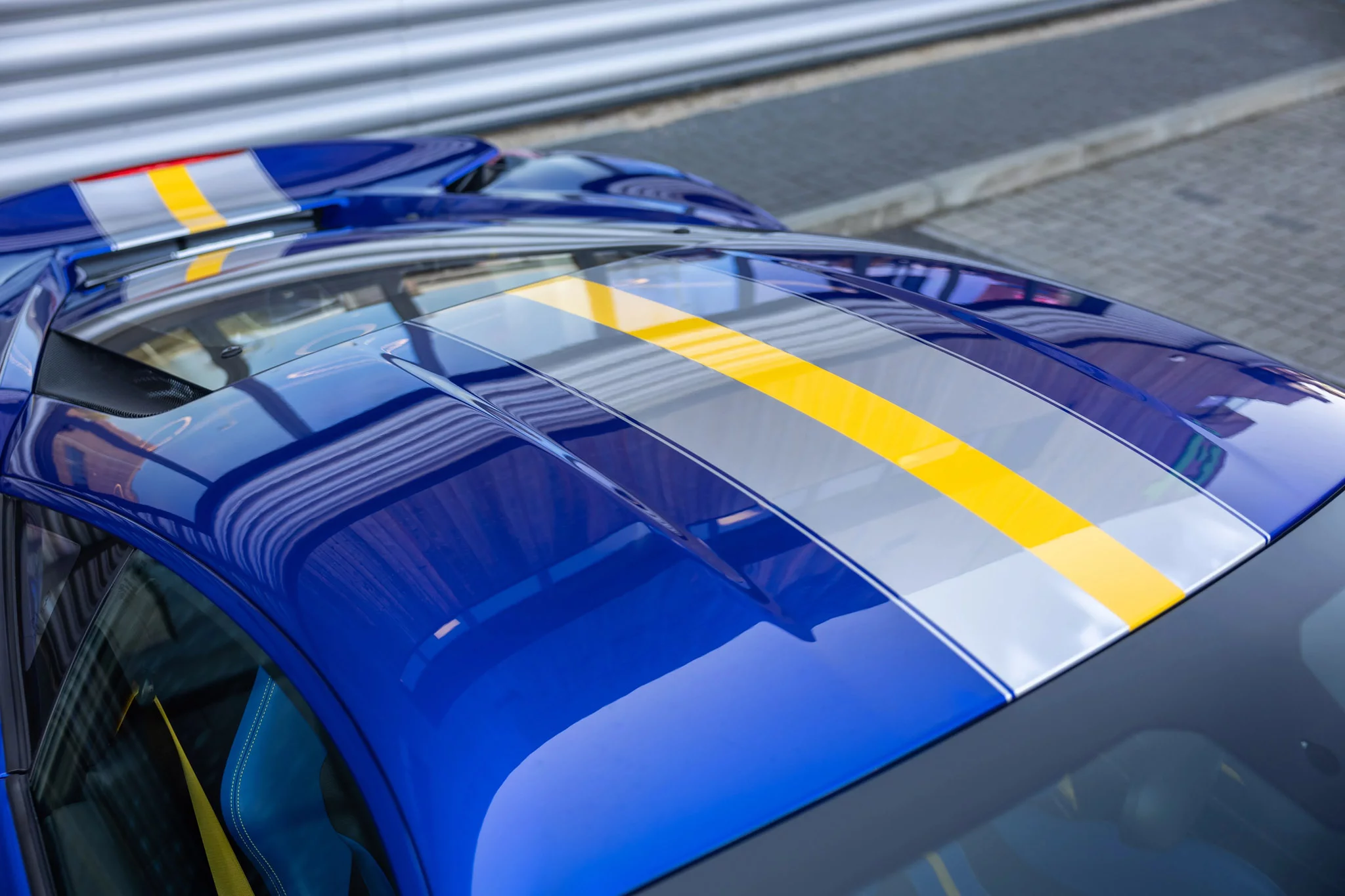 Blu Elettrico Ferrari 488