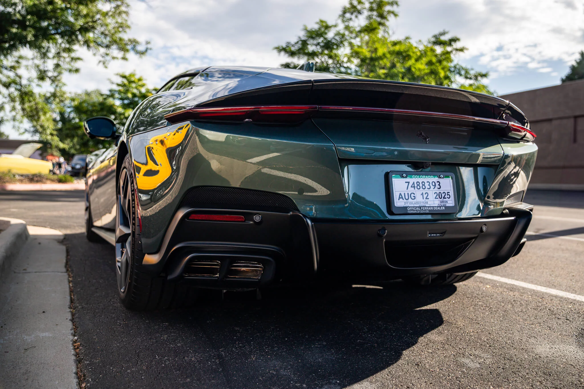 Verde Toscana Ferrari 12Cilindri