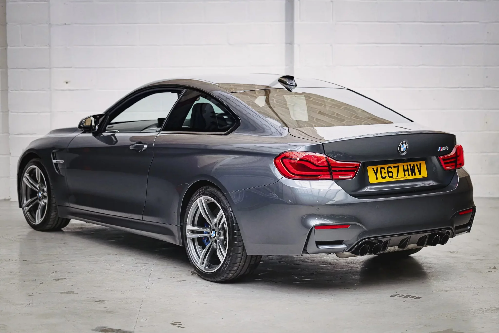 Mineral Grey BMW M4