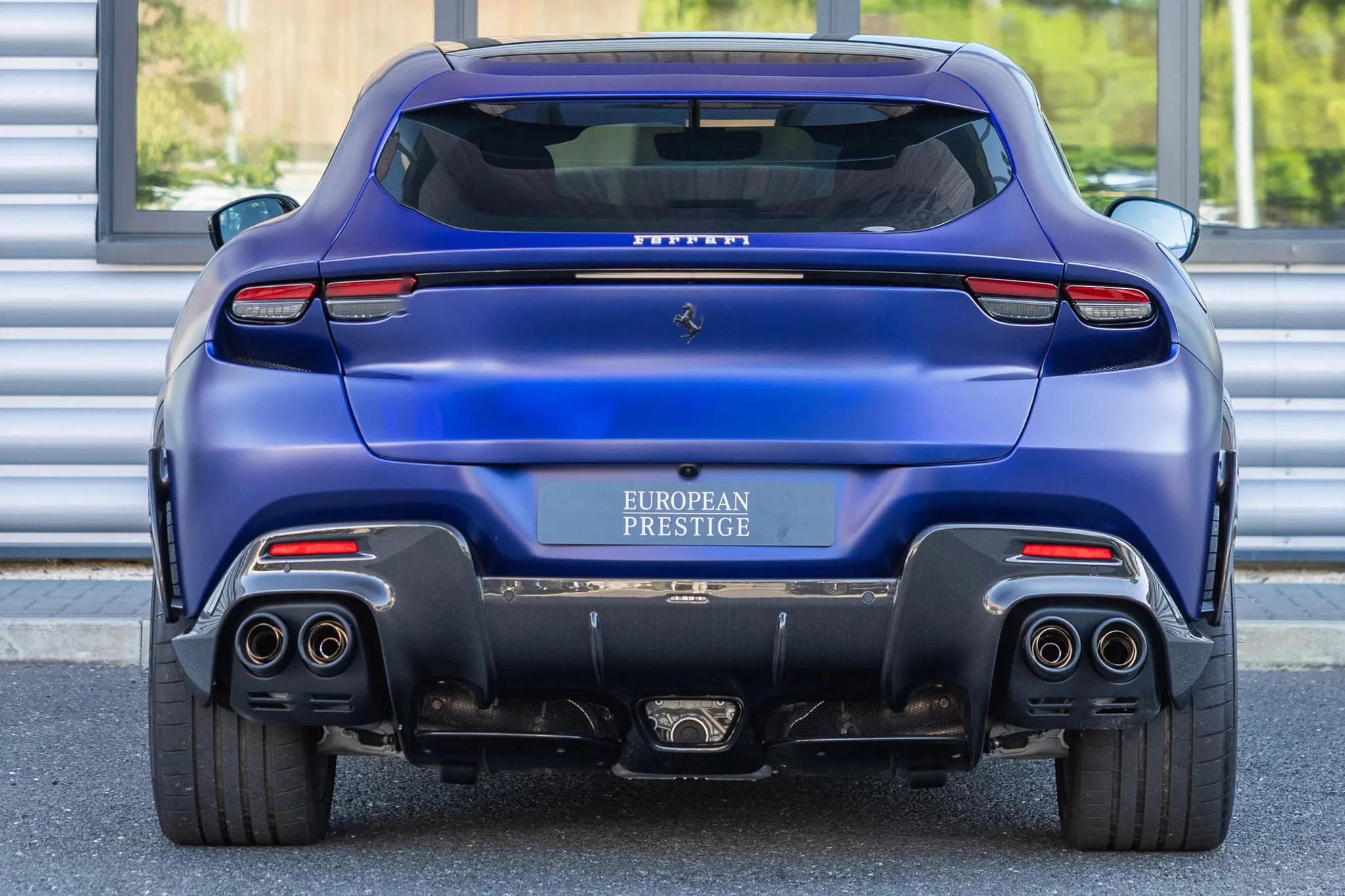 Blu Vietri Opaco Ferrari Purosangue