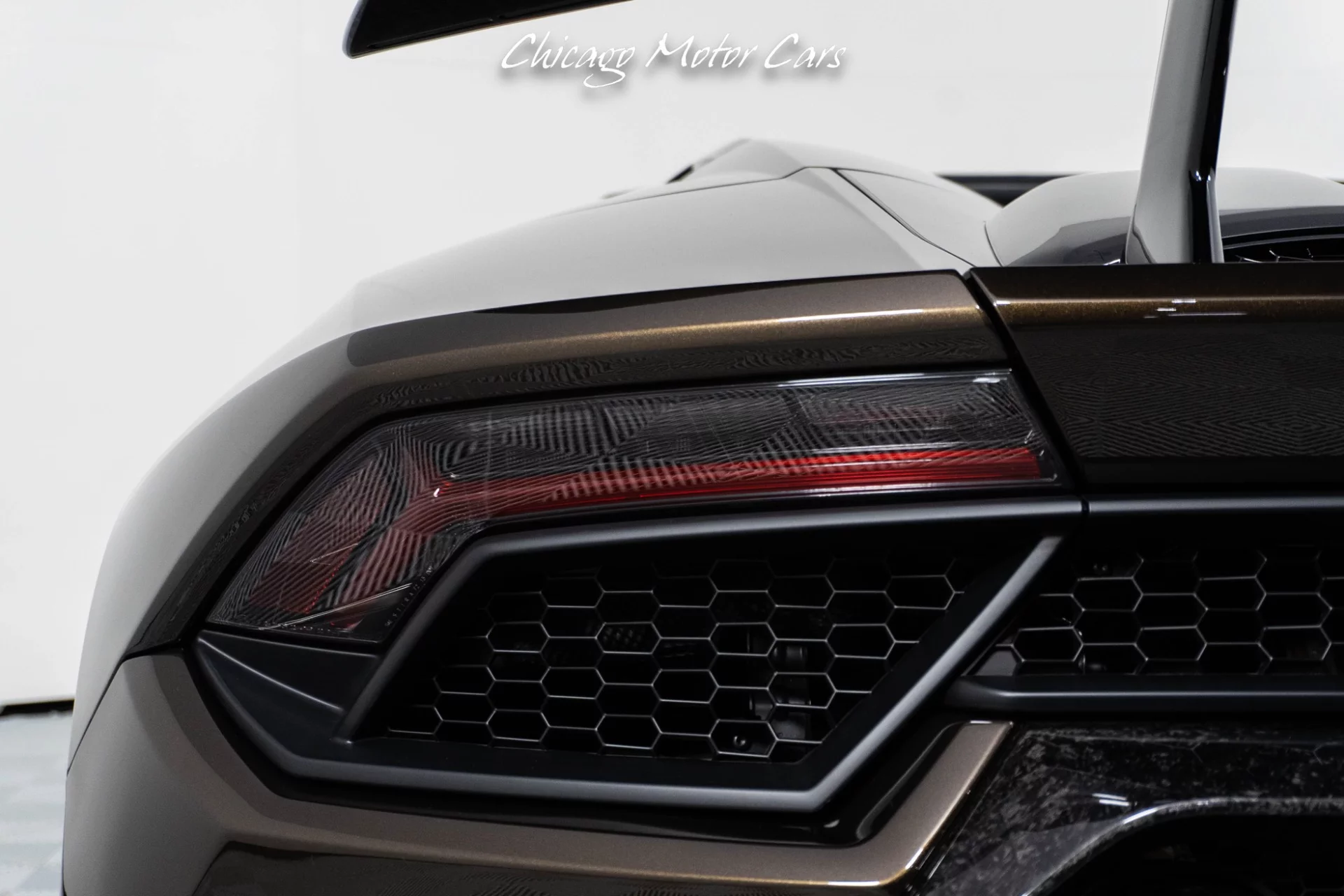 Marrone Alcestis Lamborghini Huracán