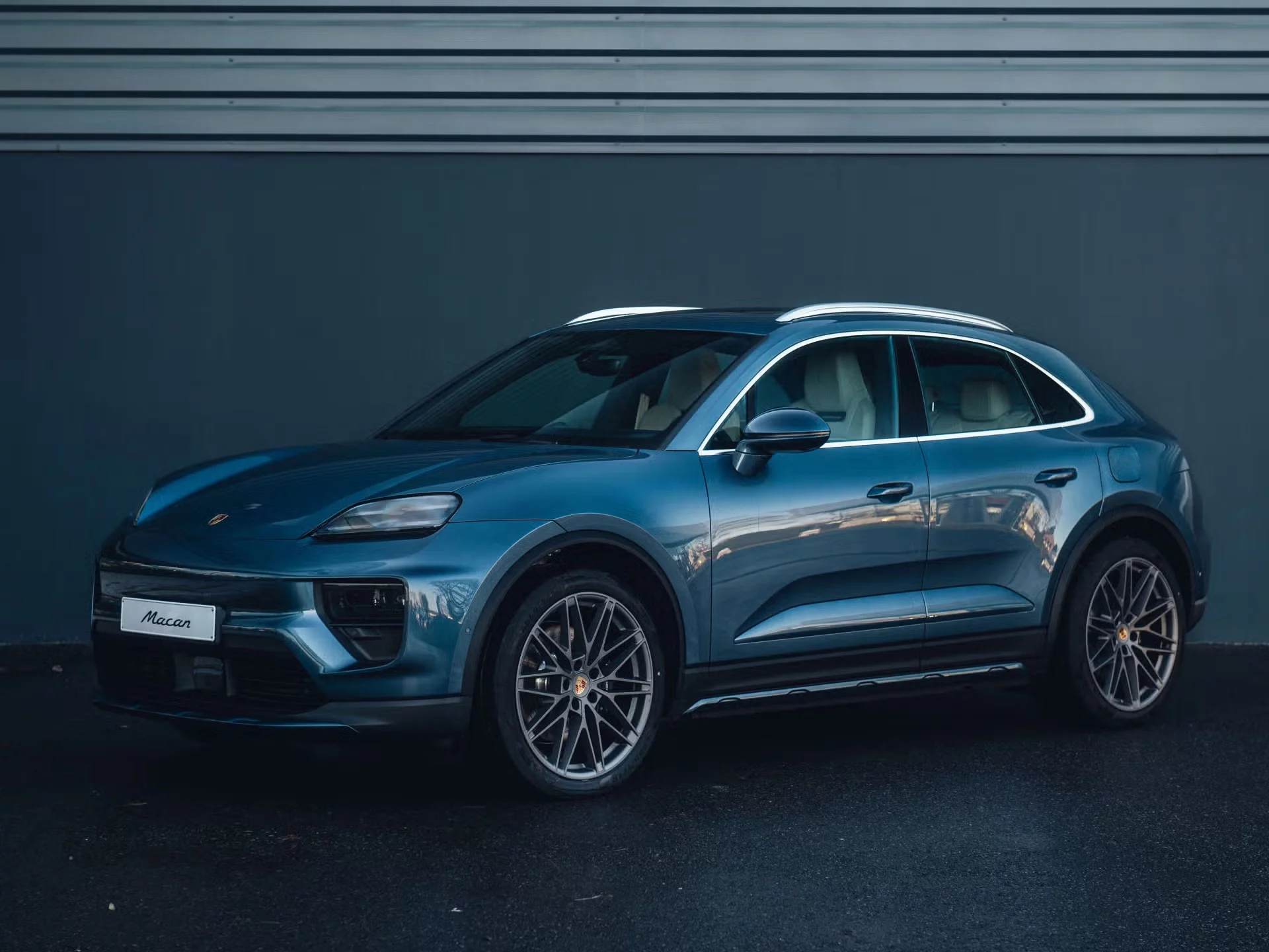 Yachting Blue Metallic Porsche Macan Electric