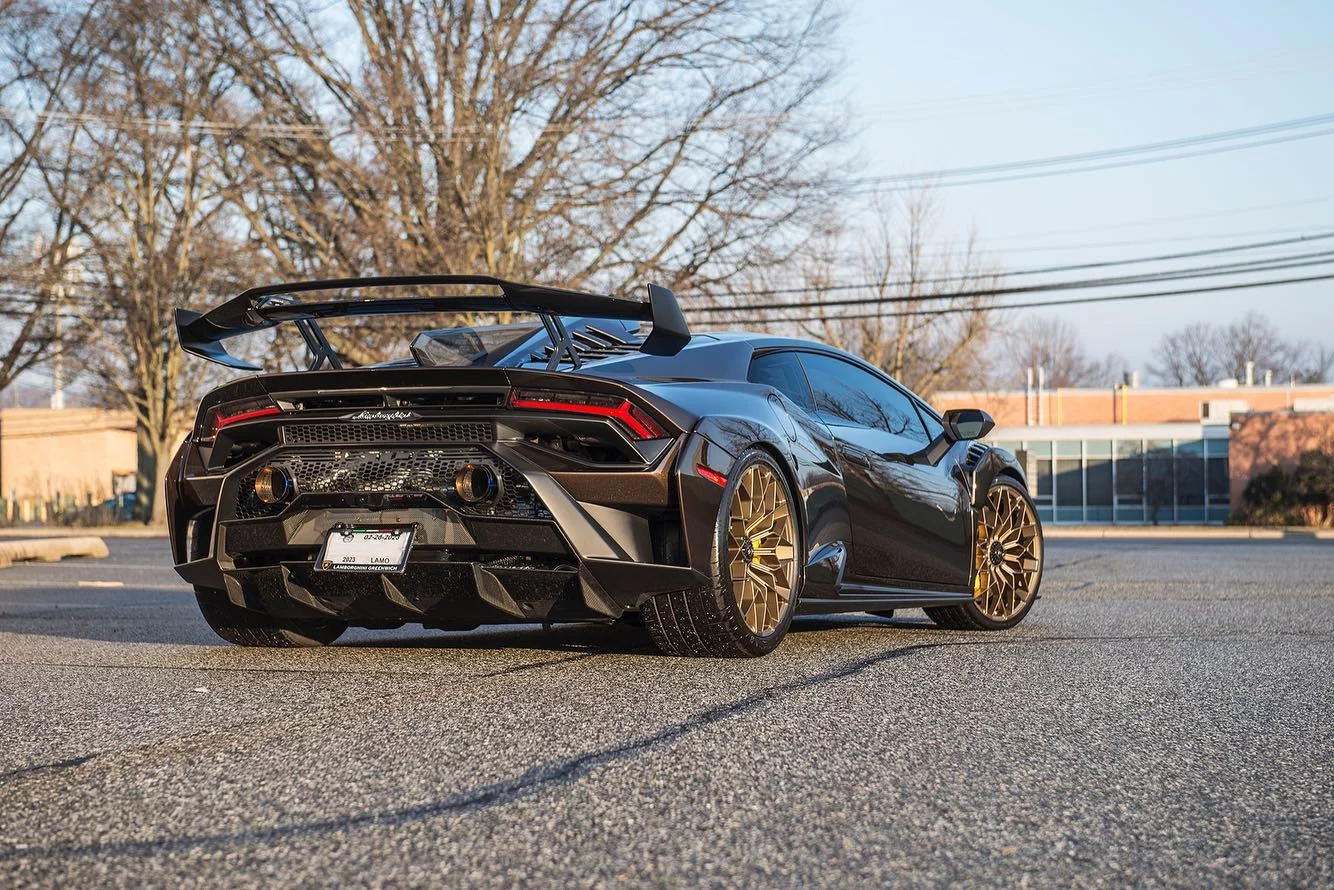Marrone Alcestis Lamborghini Huracán