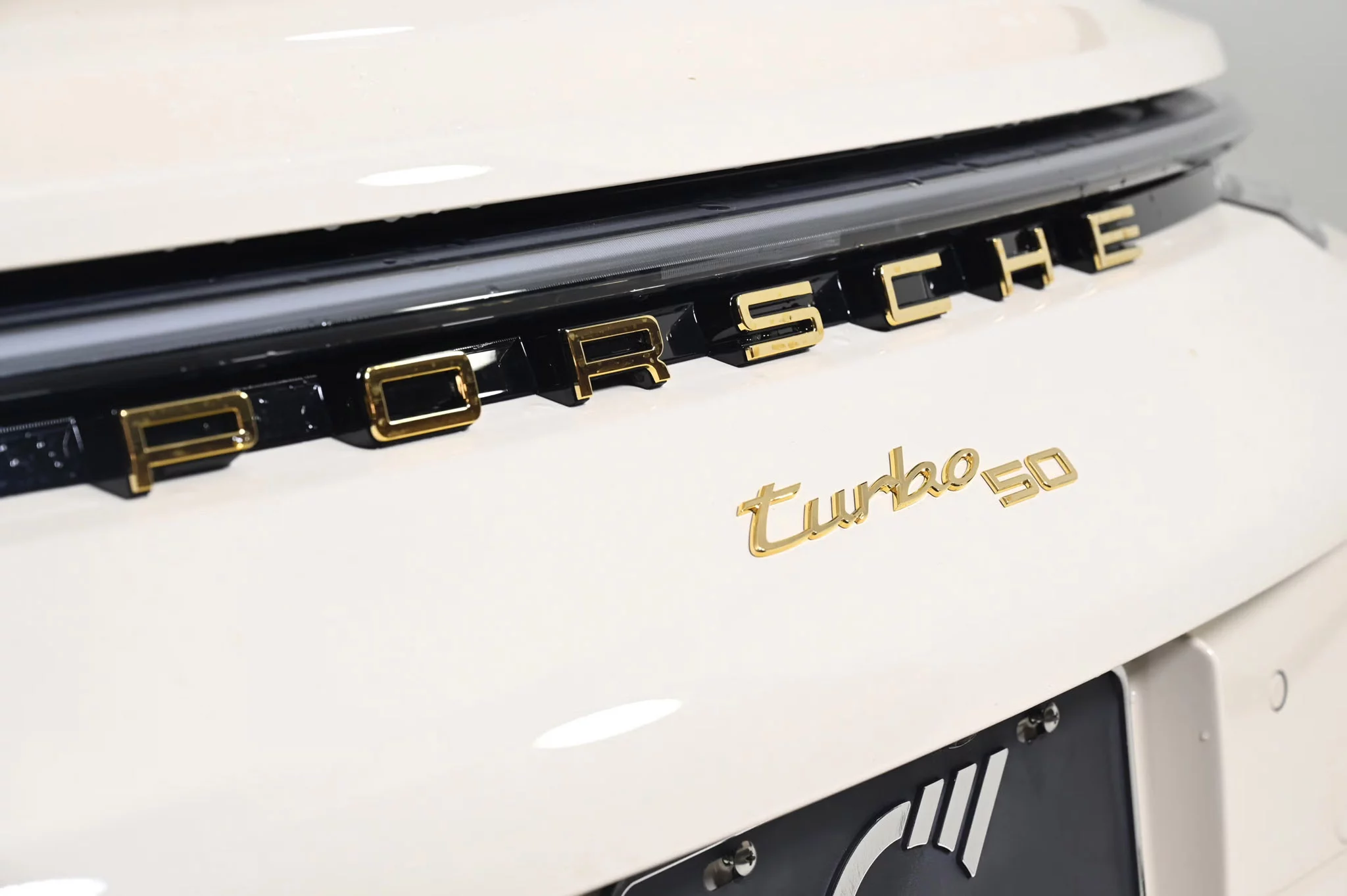 Creme White Porsche 911 Turbo