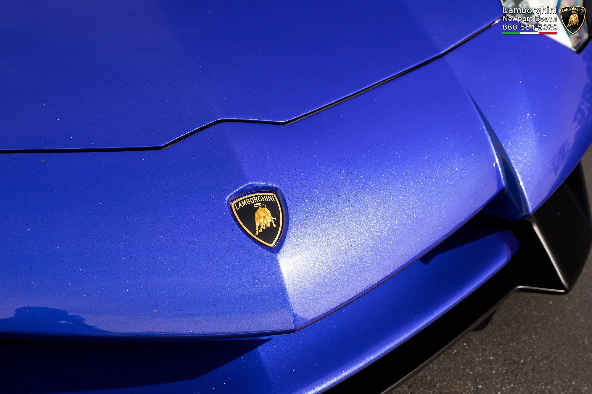 Blu Alano Lamborghini Aventador