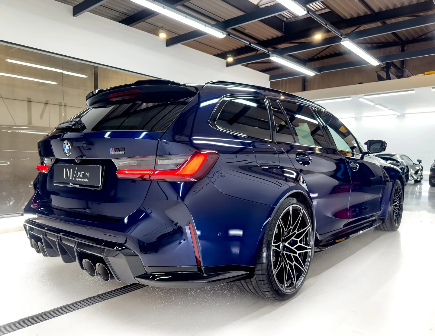 Tanzanite Blue II BMW M3