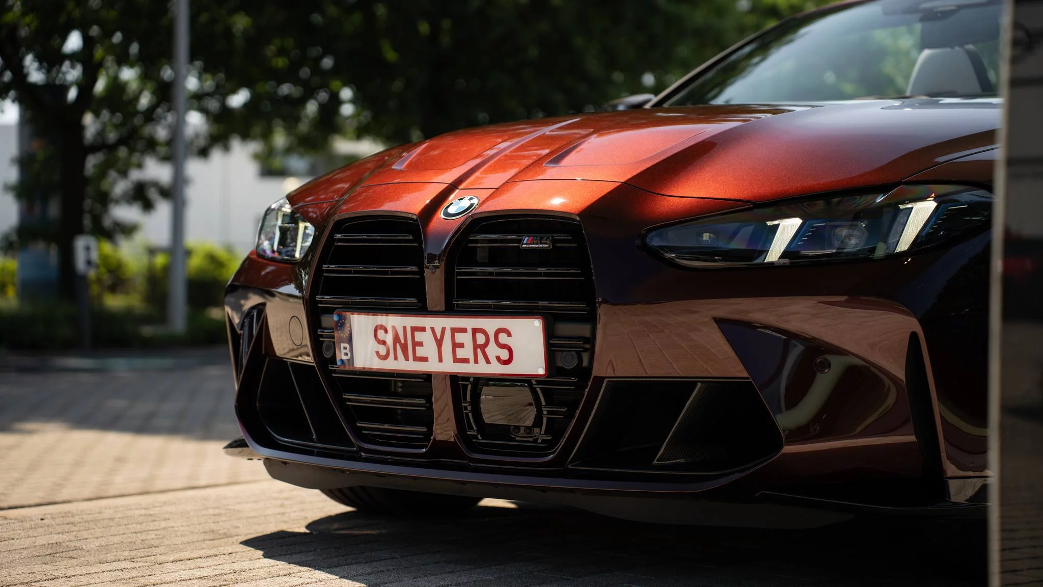 Madeira Red BMW M4
