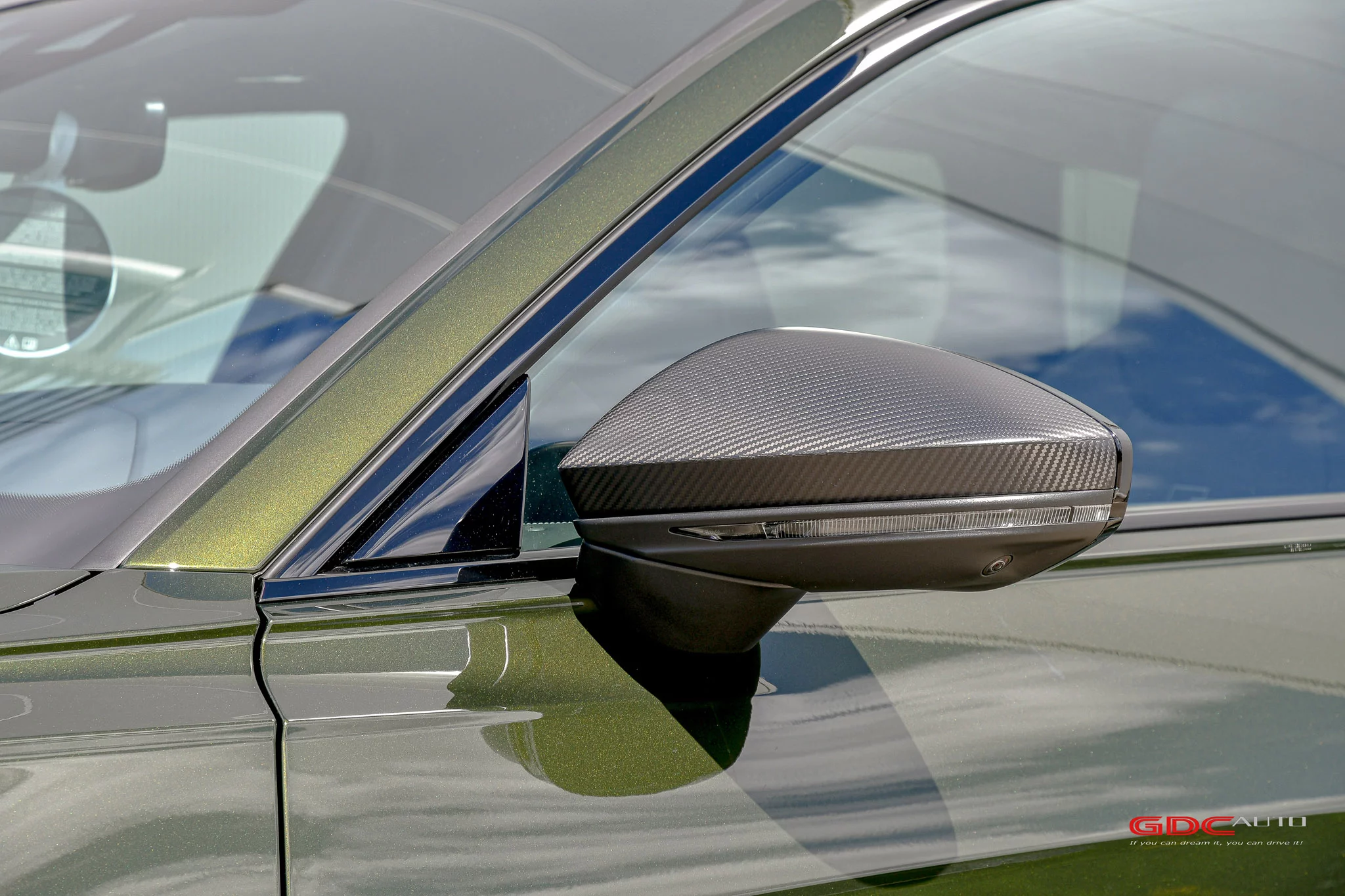 Olive Audi RS6 Avant