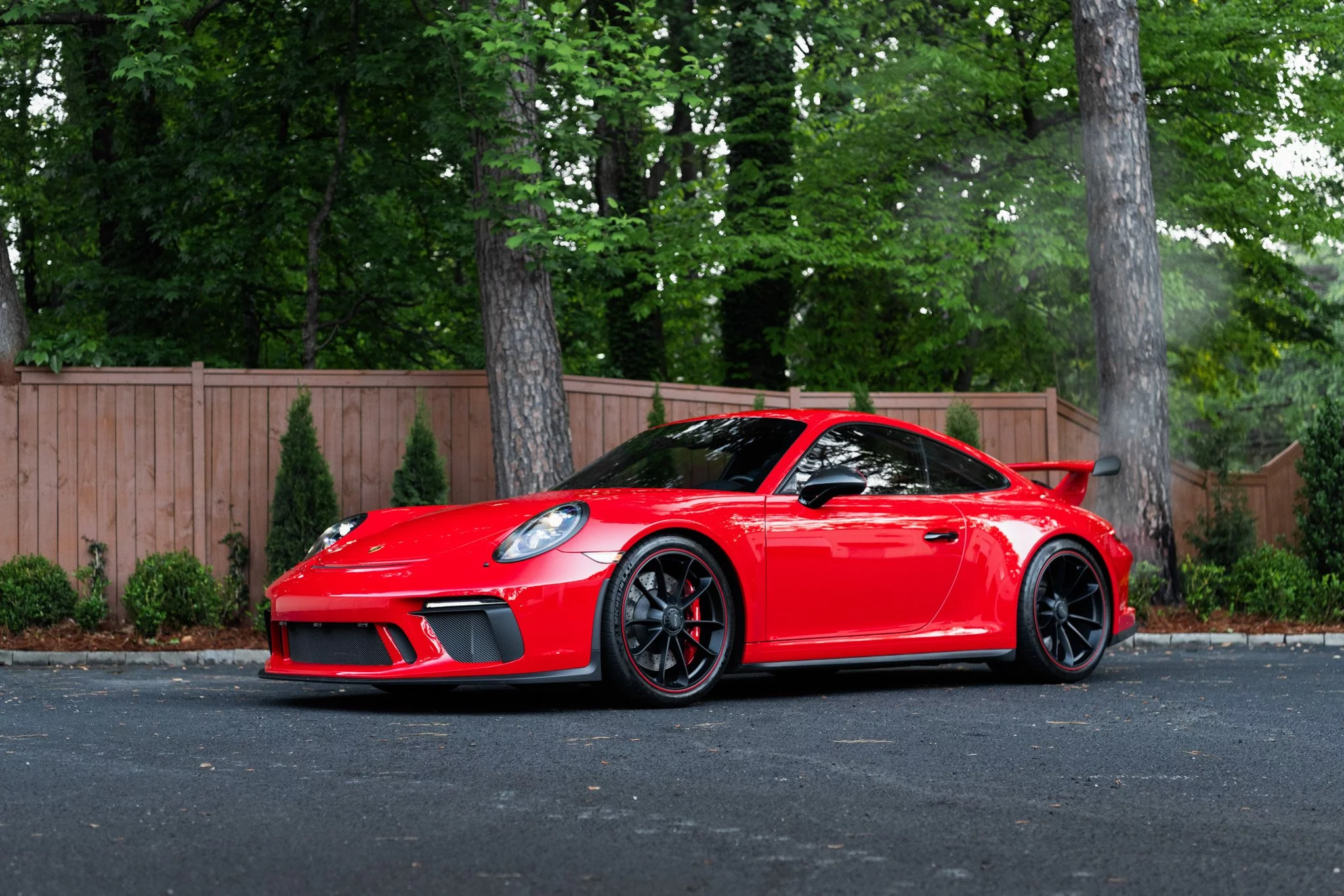 Guards Red Porsche 911 GT3