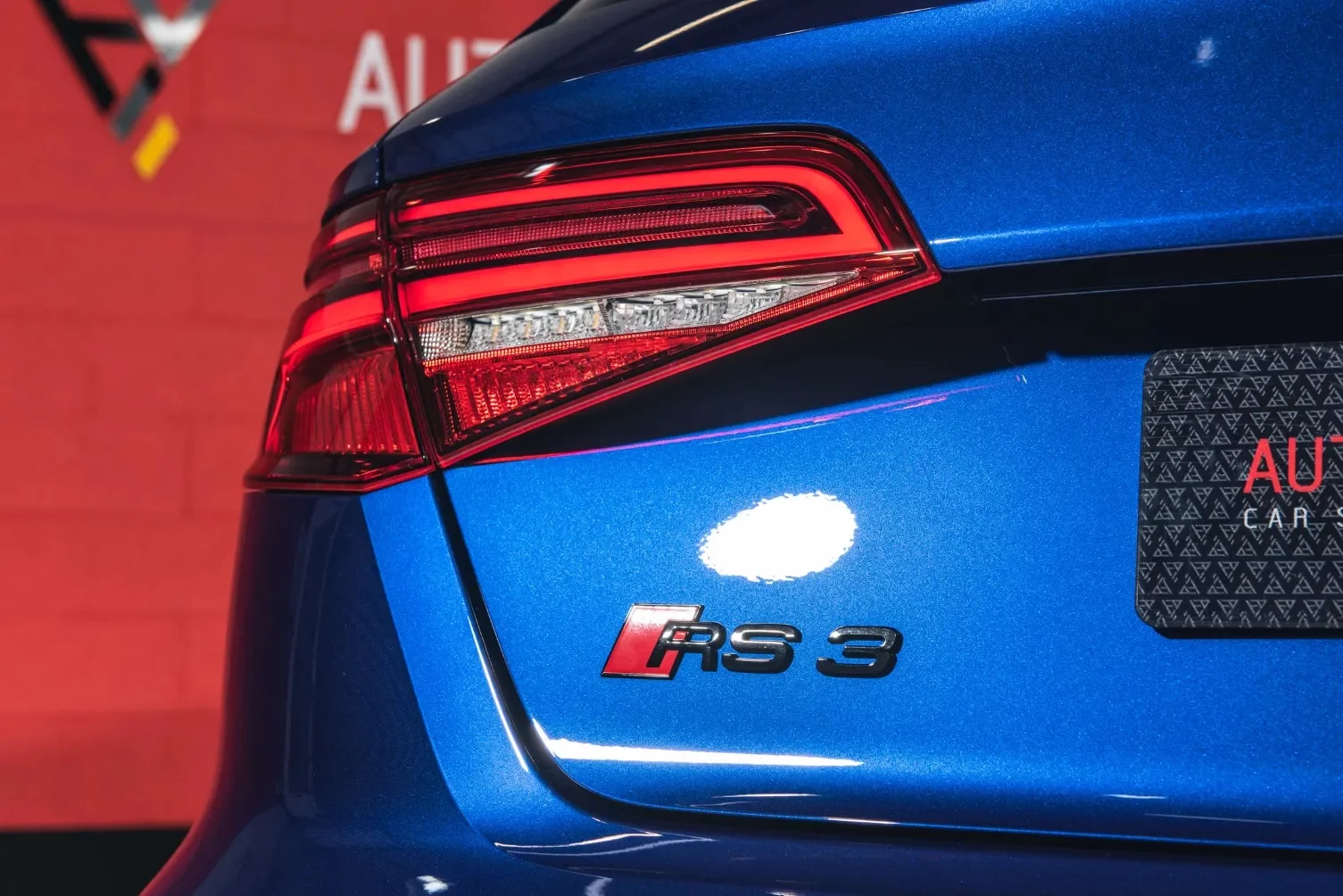Racing Blue Audi RS3
