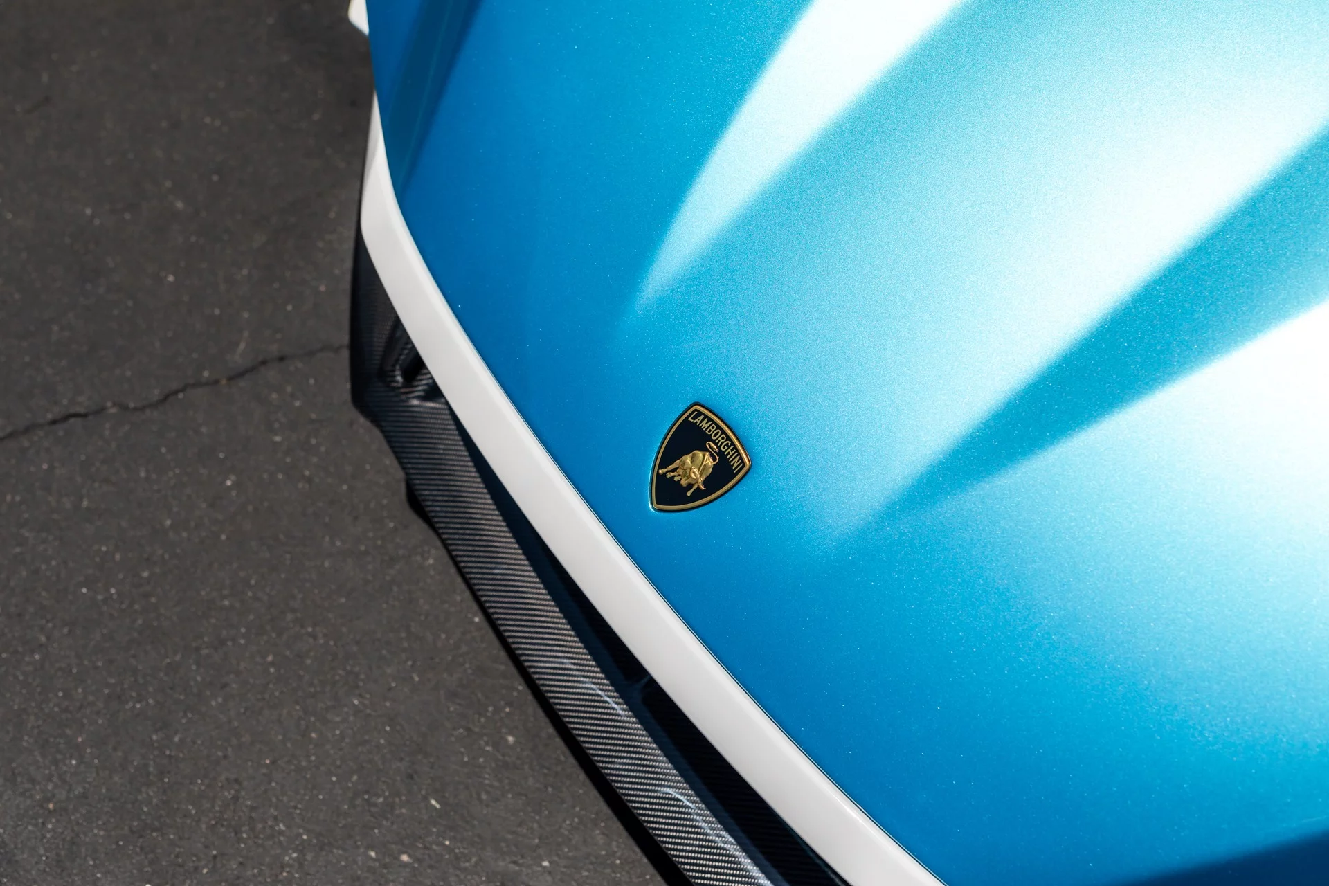 Blu Aegir Lamborghini Huracán