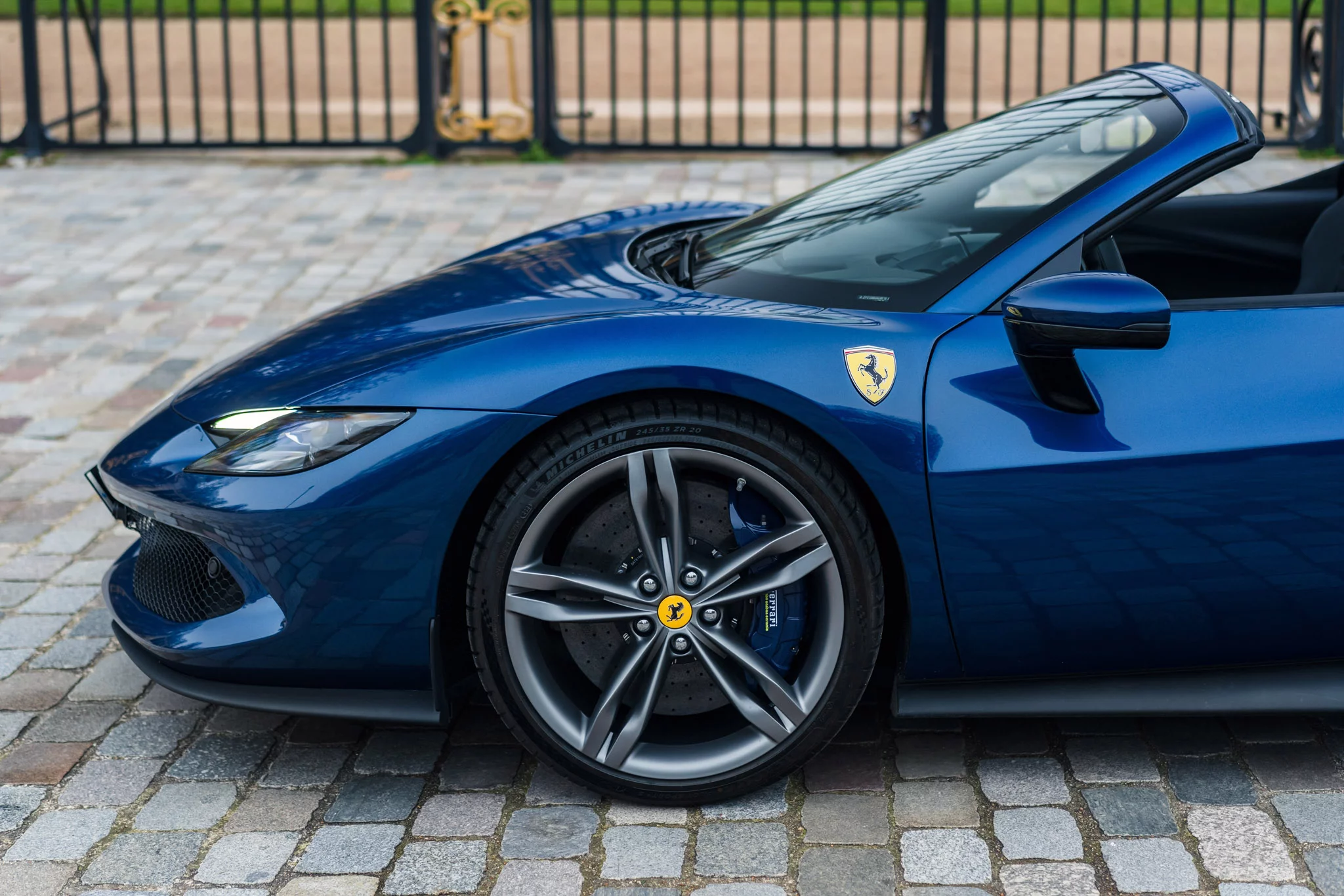 Blu Tour de France 70 Ferrari 296