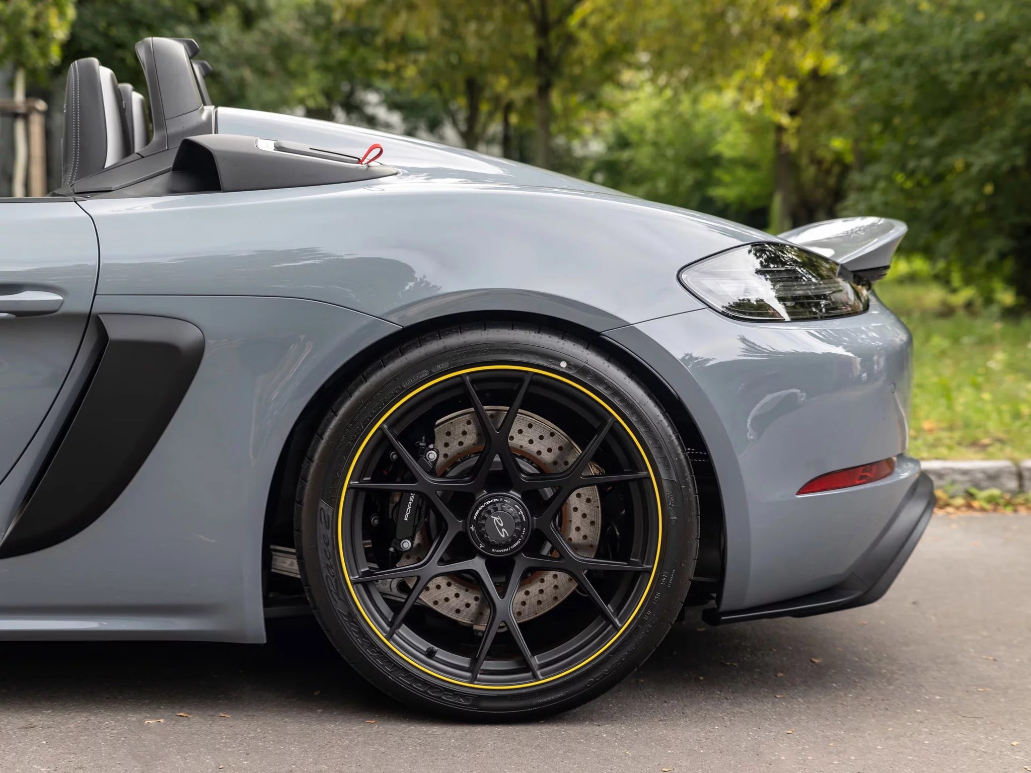 Arctic Grey Porsche 718 Spyder RS