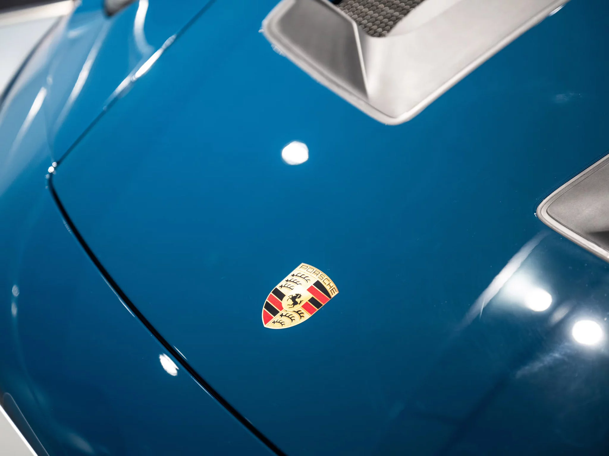Fjord Green Porsche 911 GT3 RS