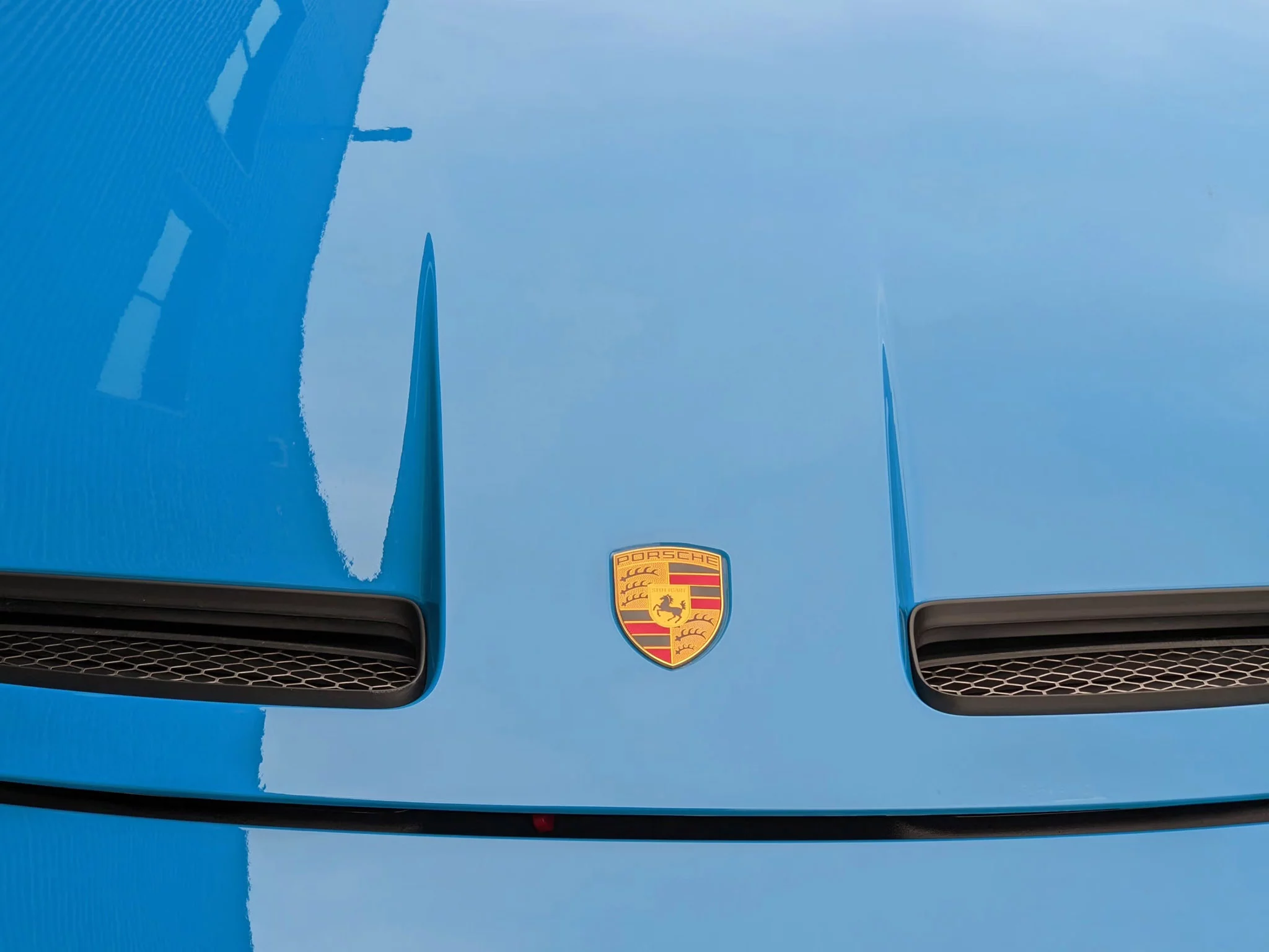 Turqoise Blue Porsche 911 GT3