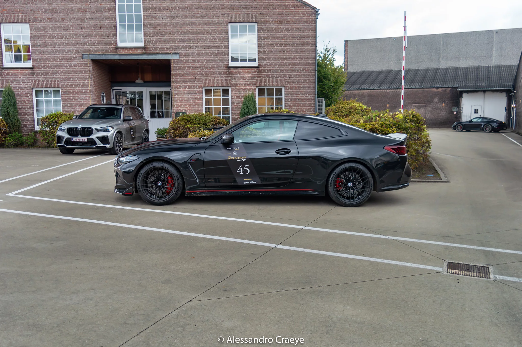 Sapphire Black - BMW M4 CSL (G82) - carpaints.co