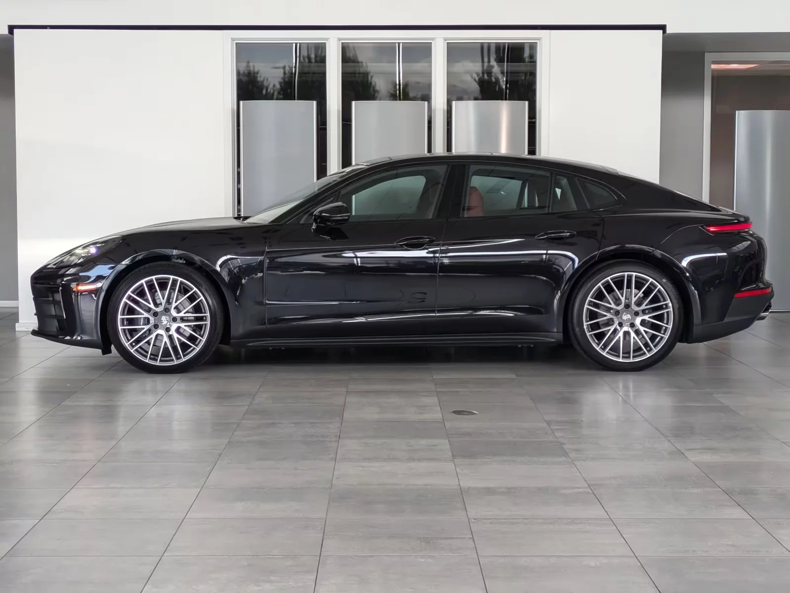 Jet Black Metallic Porsche Panamera