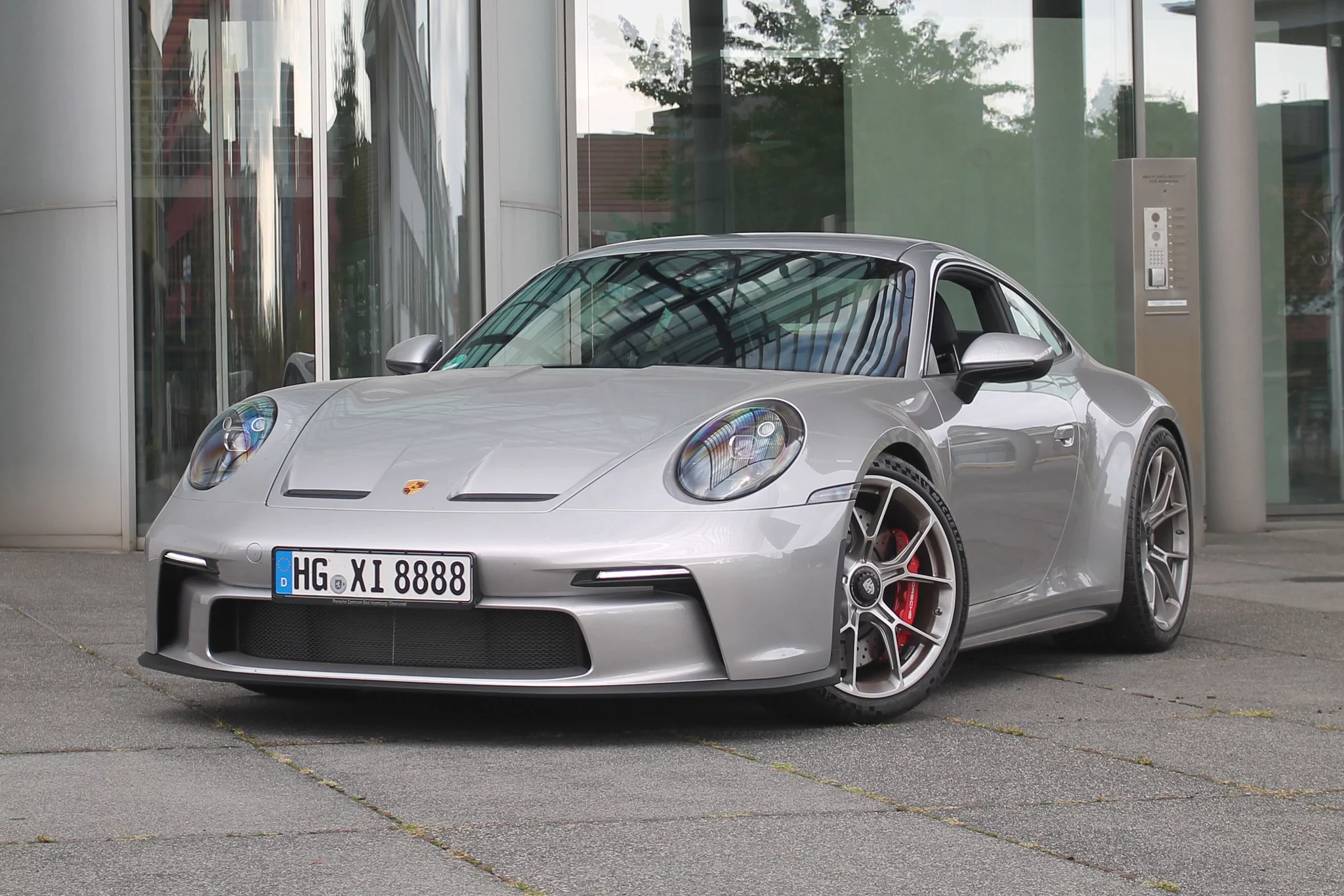 GT Silver Metallic Porsche 911 GT3