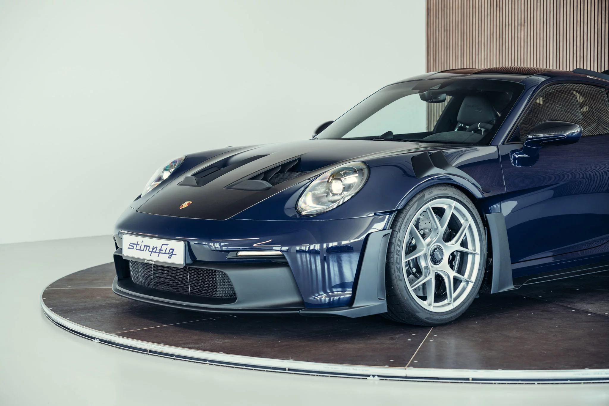 Dark Sea Blue Porsche 911 GT3 RS