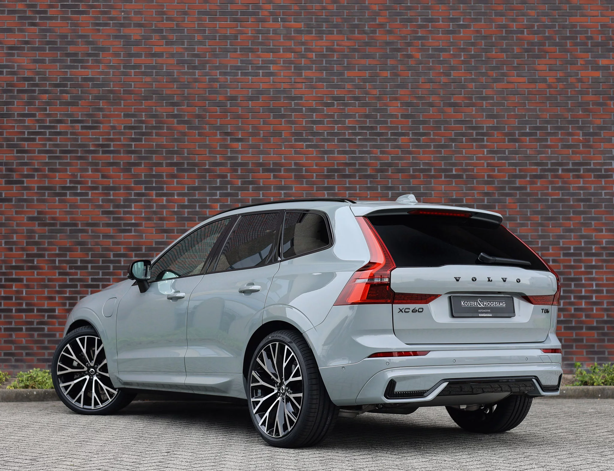 Vapour Grey Volvo XC60