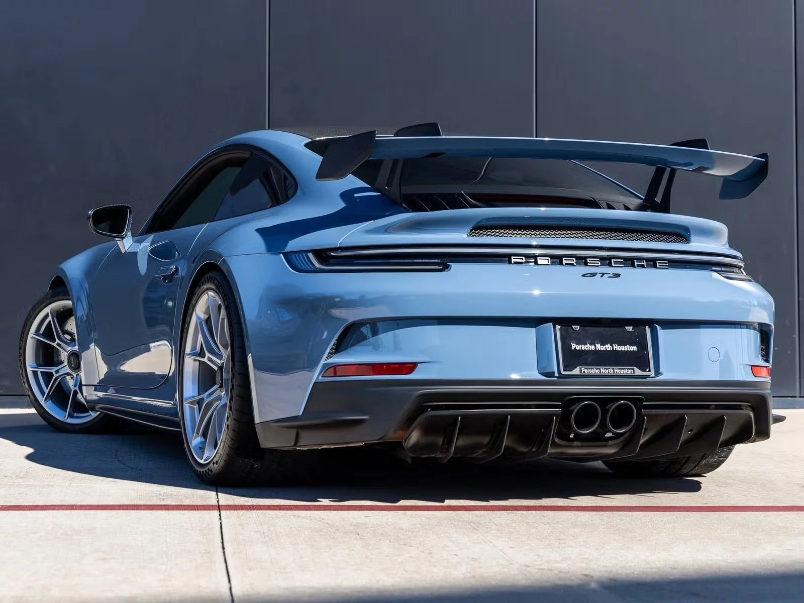 Etna Blue Porsche 911 GT3