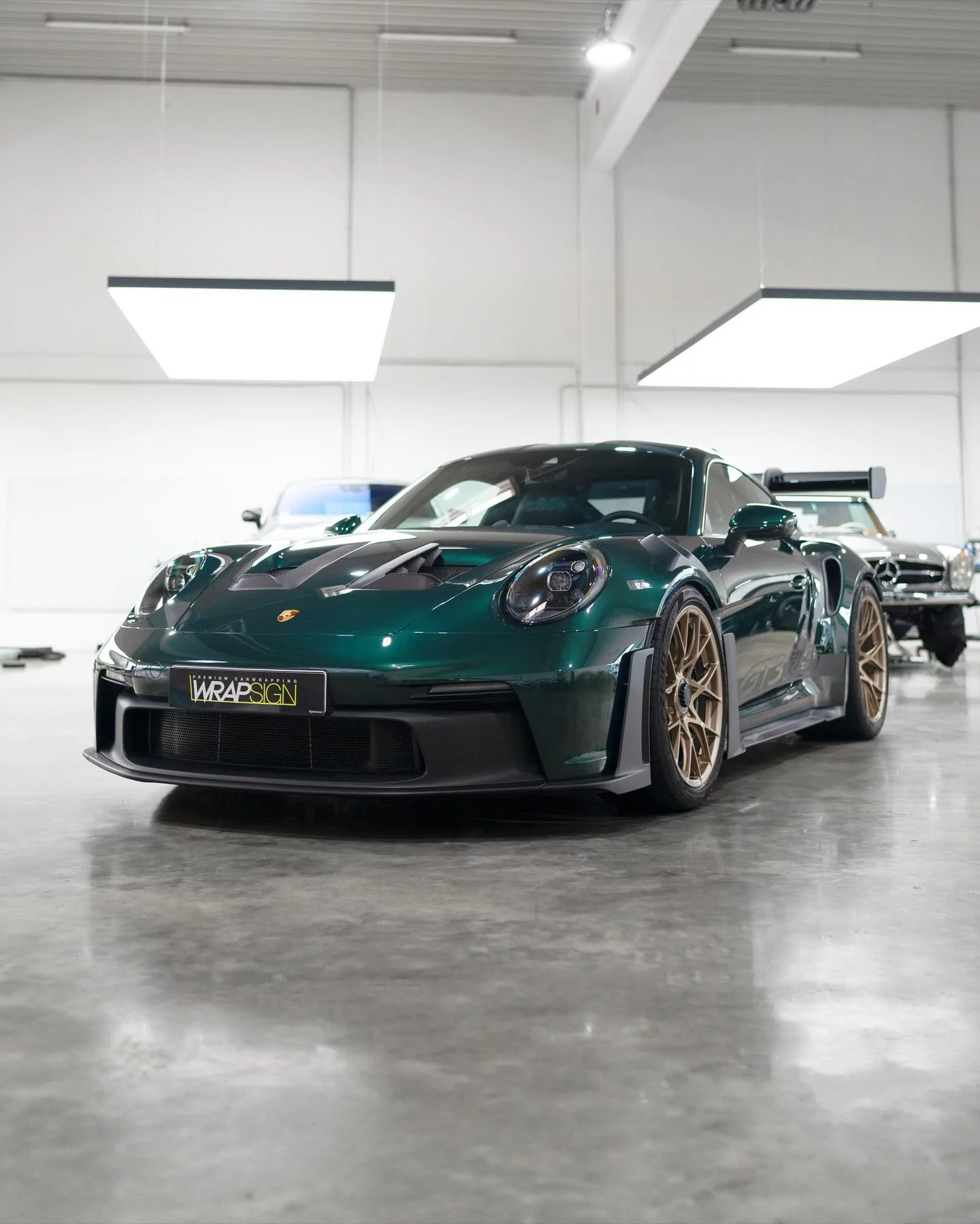 Jet Green Metallic Porsche 911 GT3 RS