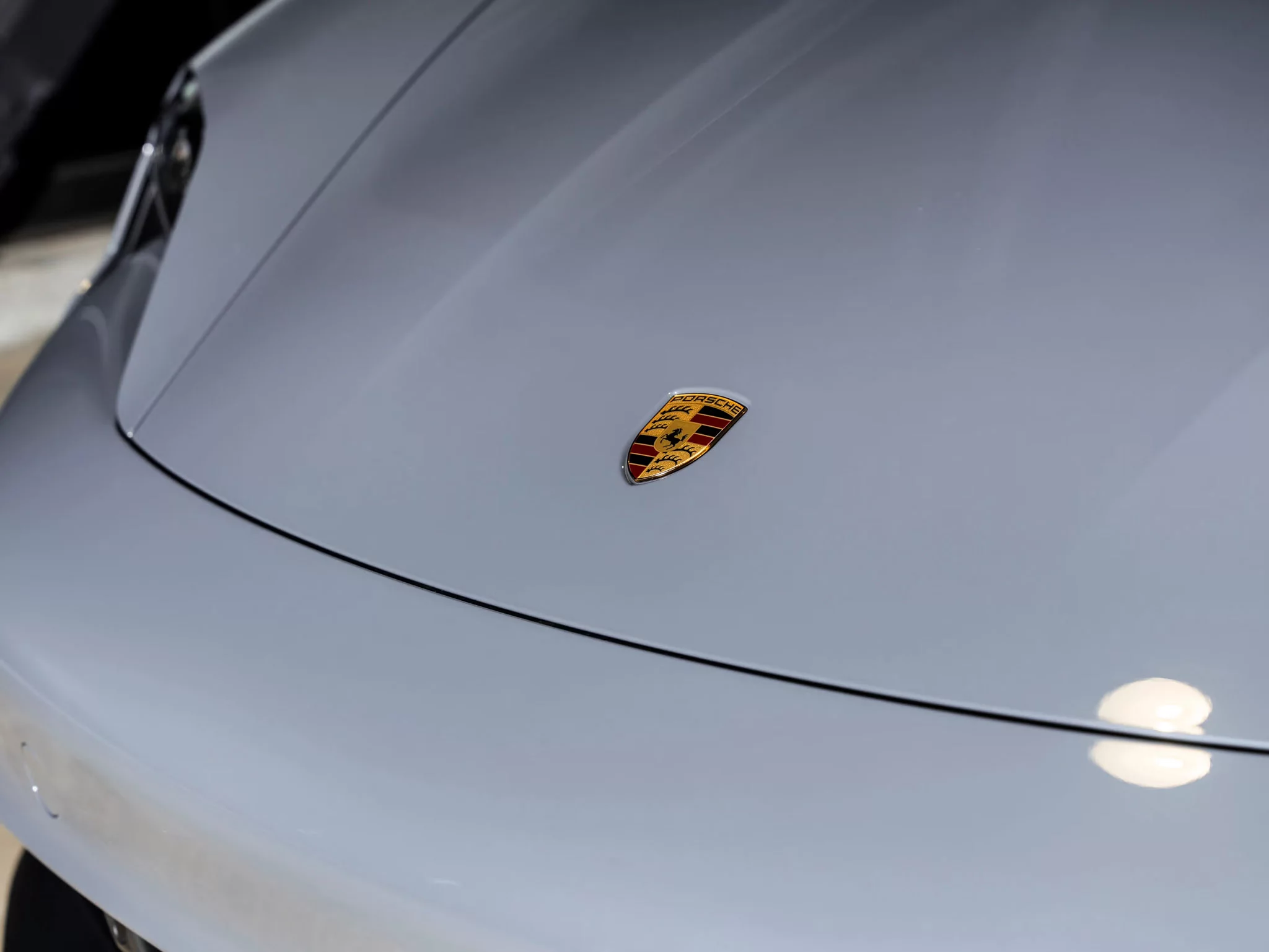 Grigio Telesto Porsche Taycan