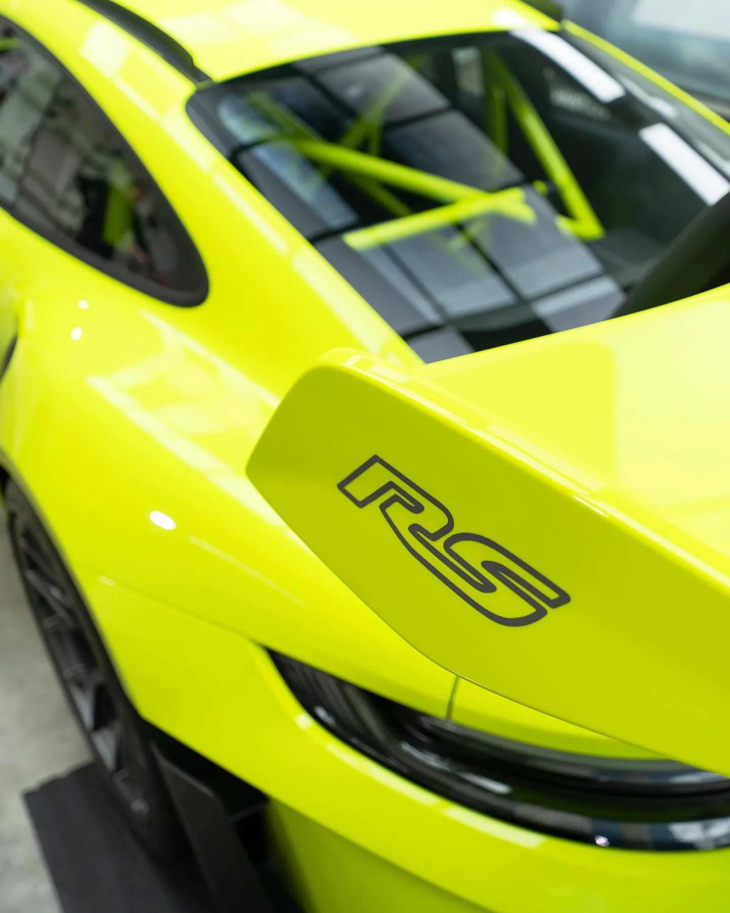 Acid Green Porsche 911 GT3 RS