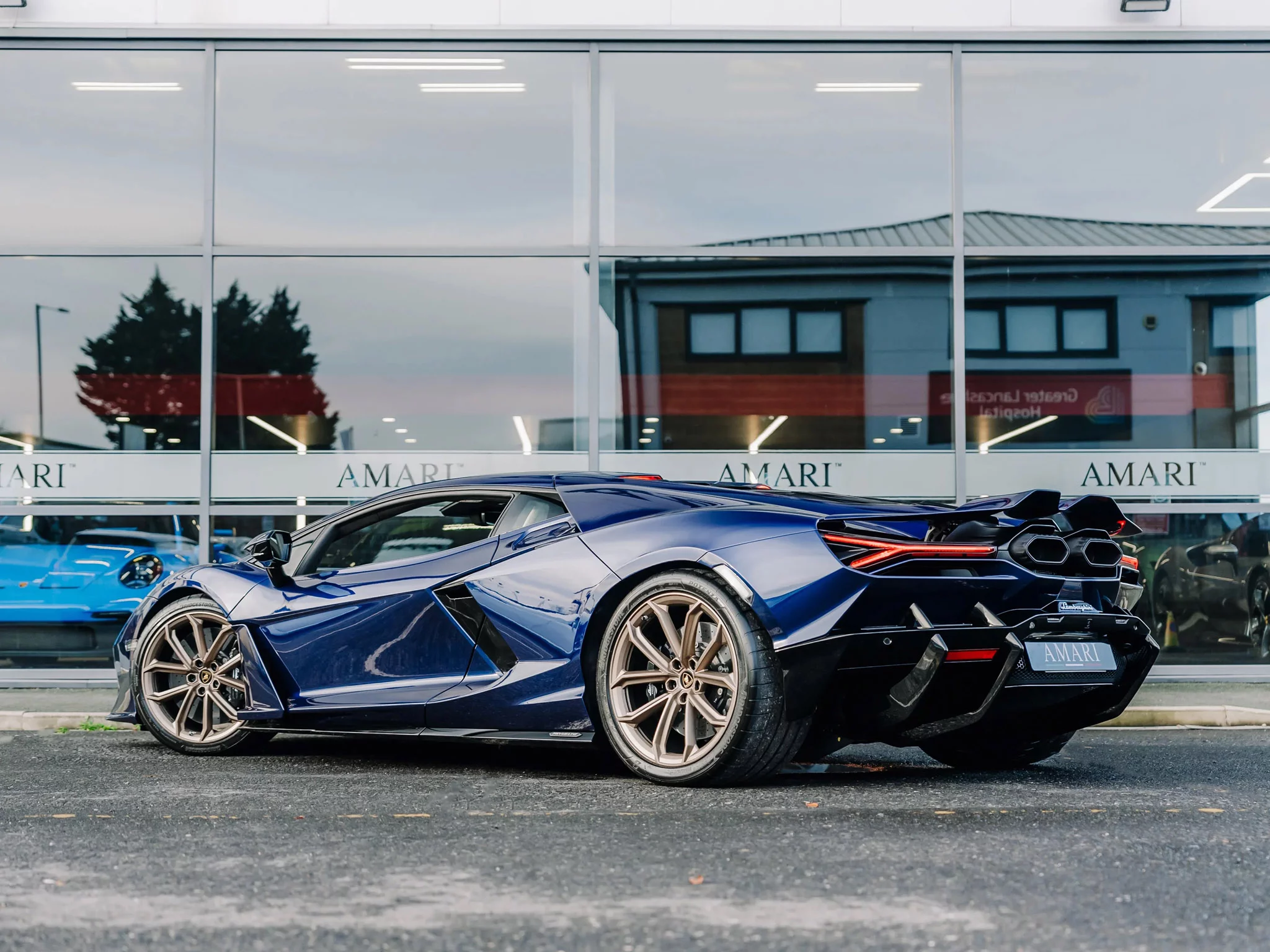 Blu Astraeus Lamborghini Revuelto