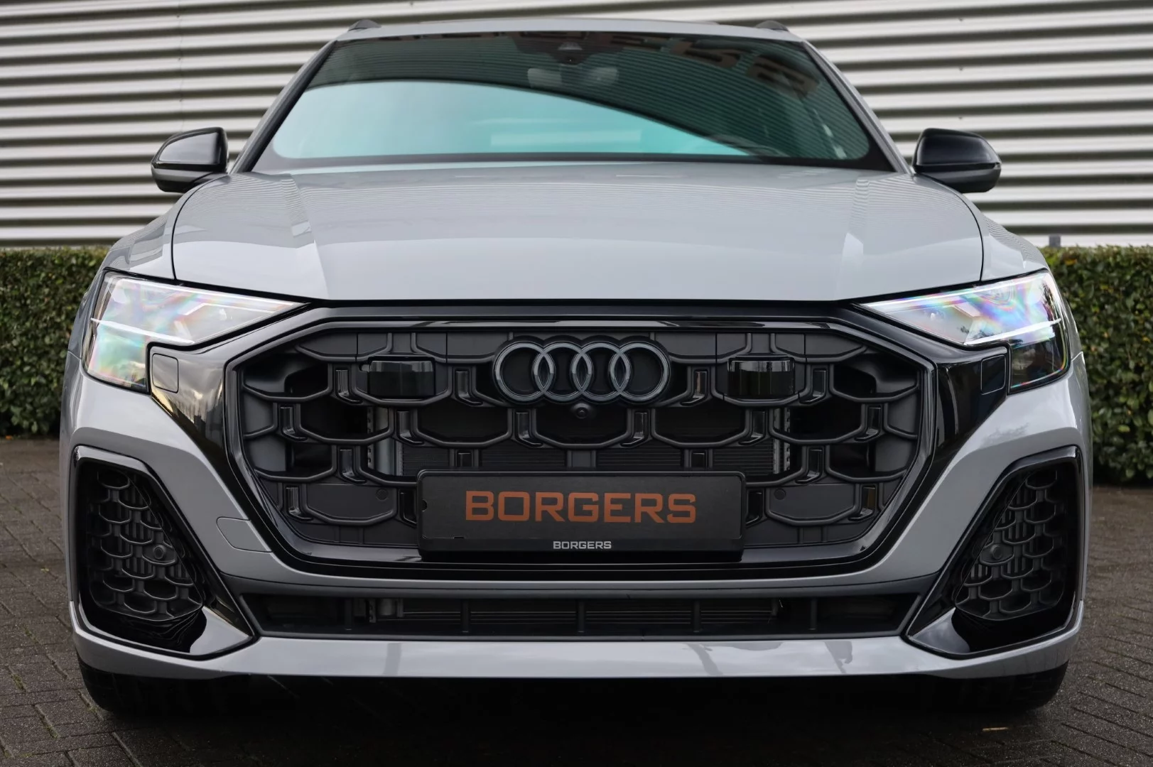 Nardo Grey Audi Q8