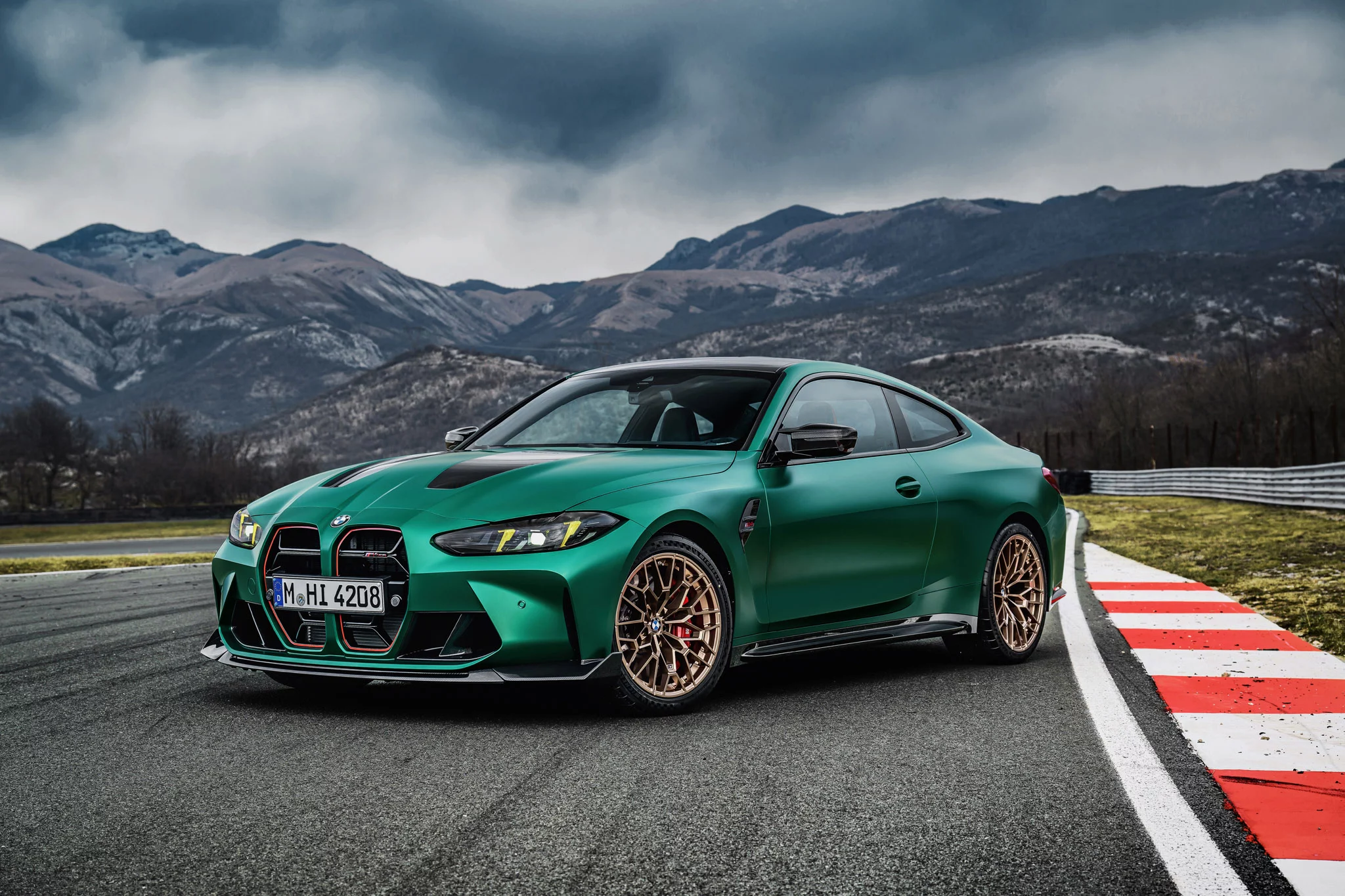 Frozen Isle of Man Green BMW M4