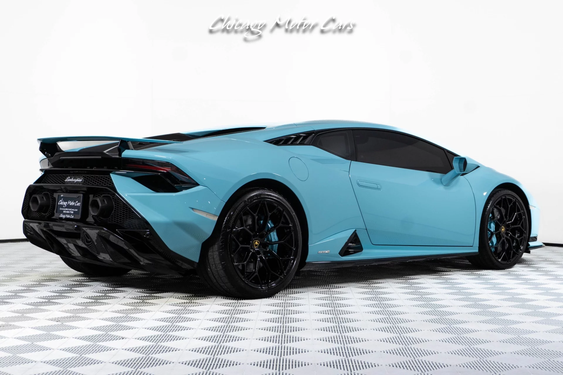 Celeste Sufax Lamborghini Huracán