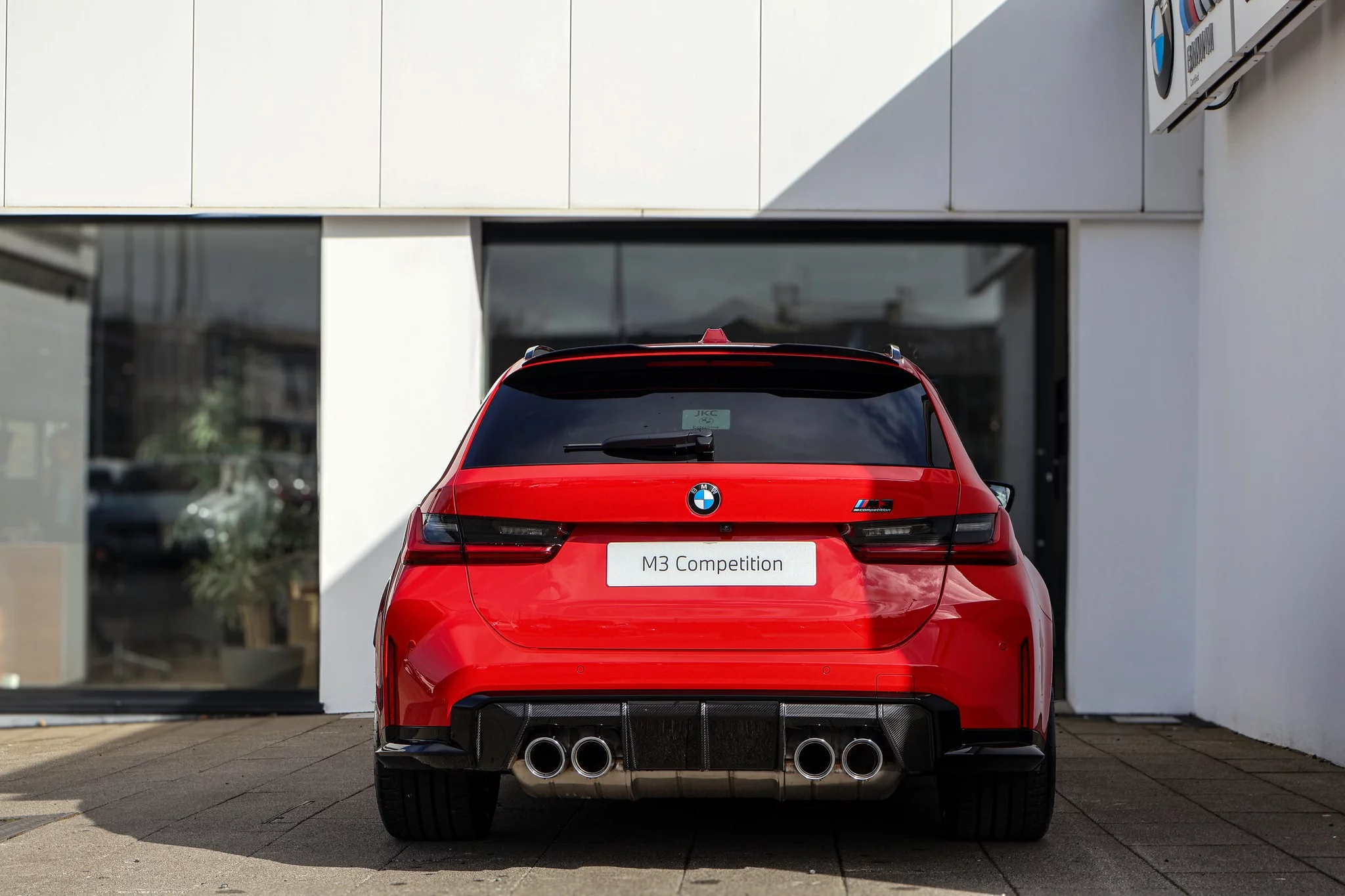 Rosso Corsa BMW M3