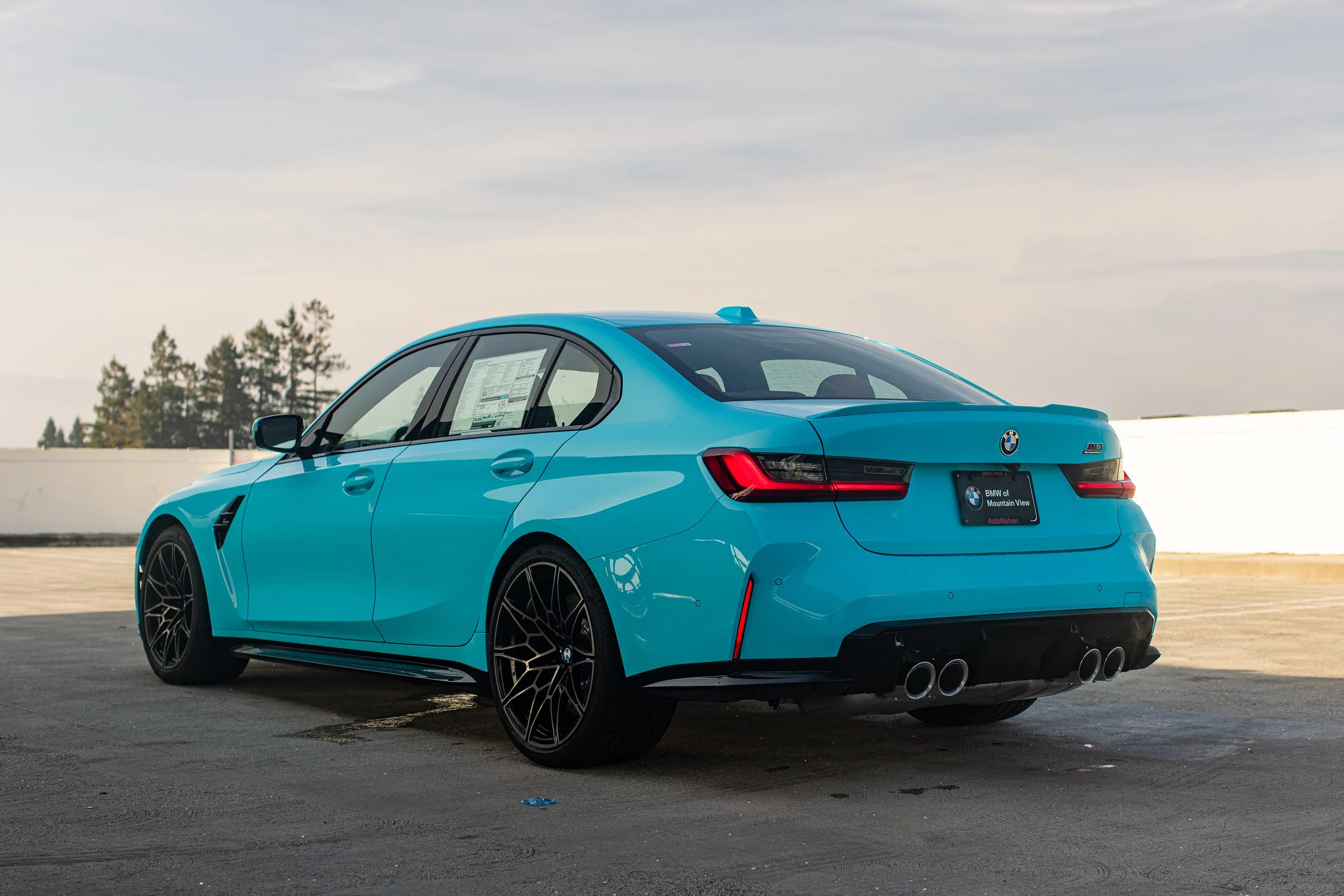 Borusan Turkish Blue BMW M3