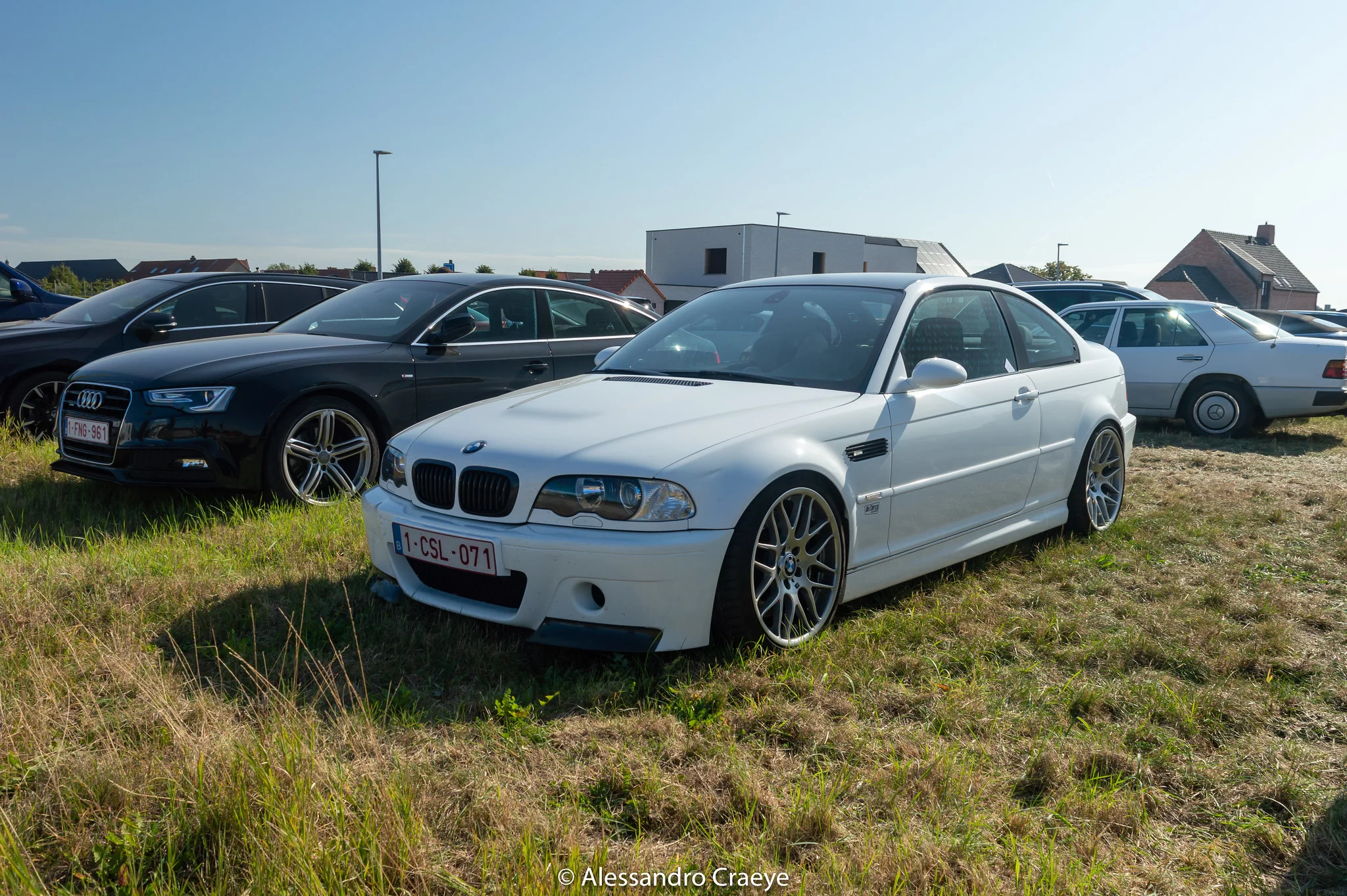 Alpine White III BMW M3