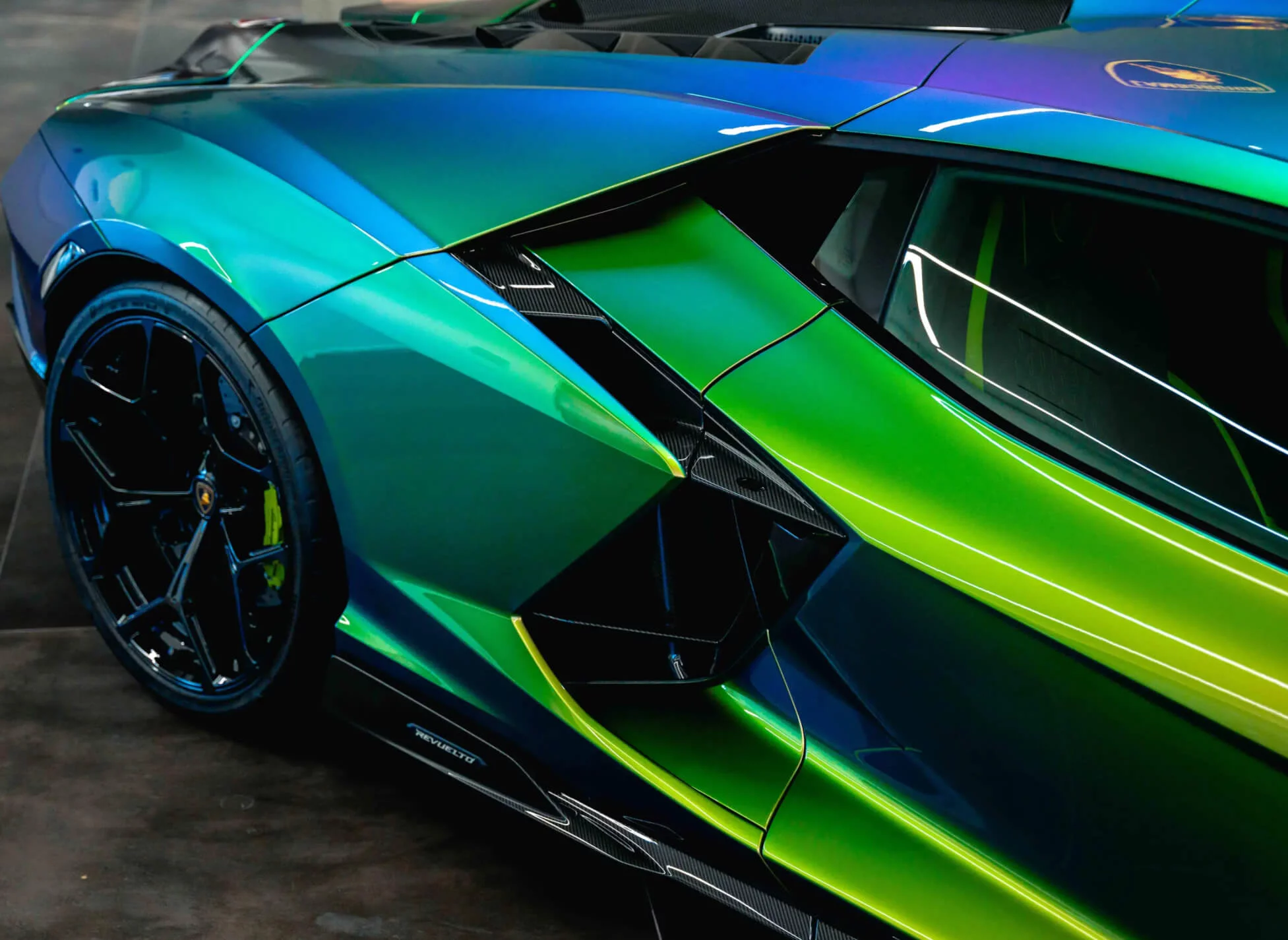 Verde Agave Lucido Lamborghini Revuelto