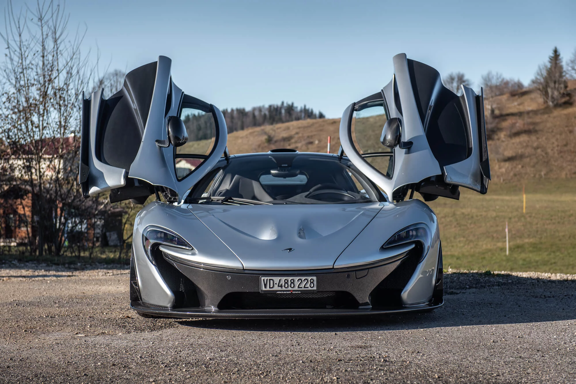 Mercury Silver - McLaren P1 - carpaints.co Mercury Silver - McLaren P1 - carpaints.co
