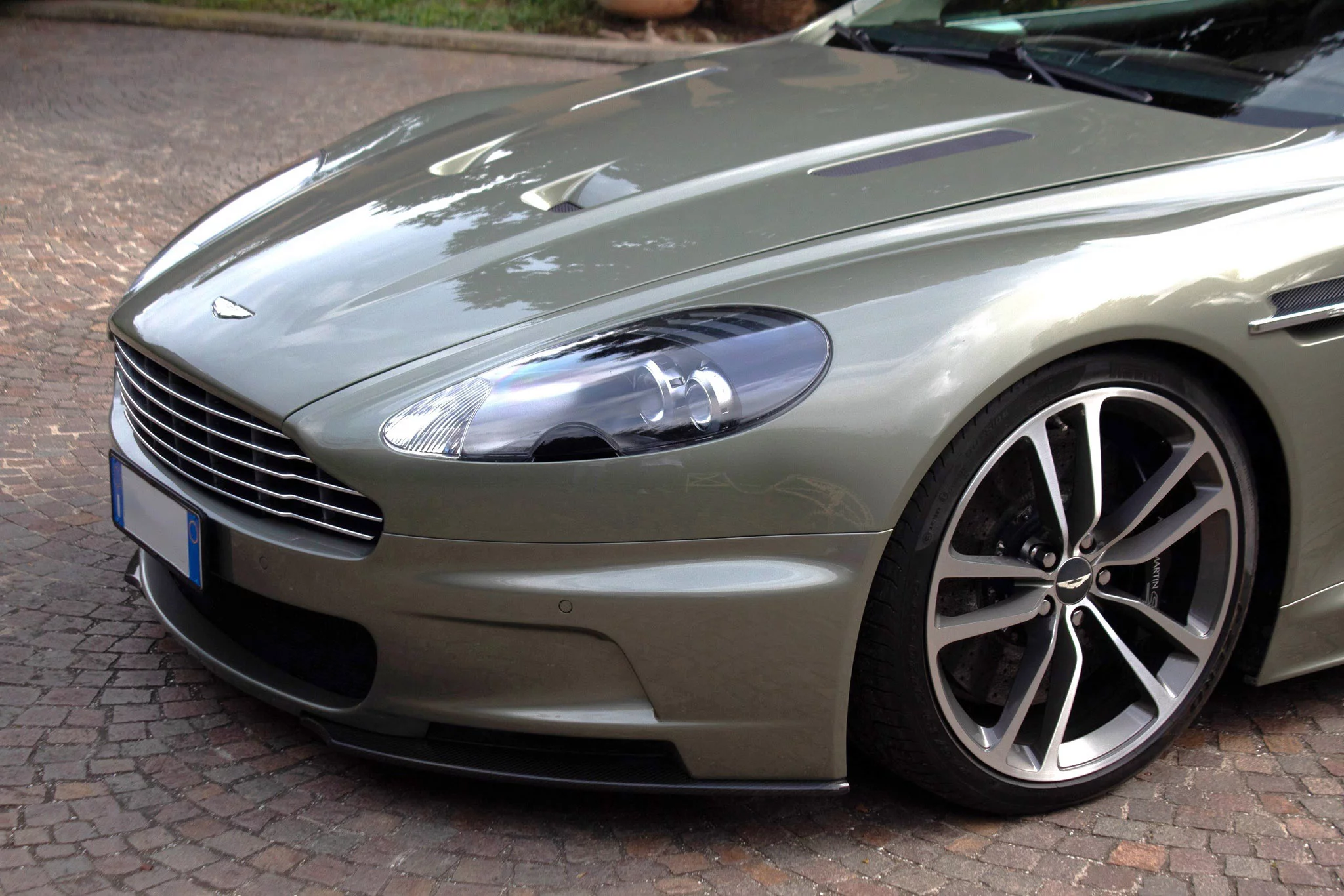 California Sage Aston Martin DBS