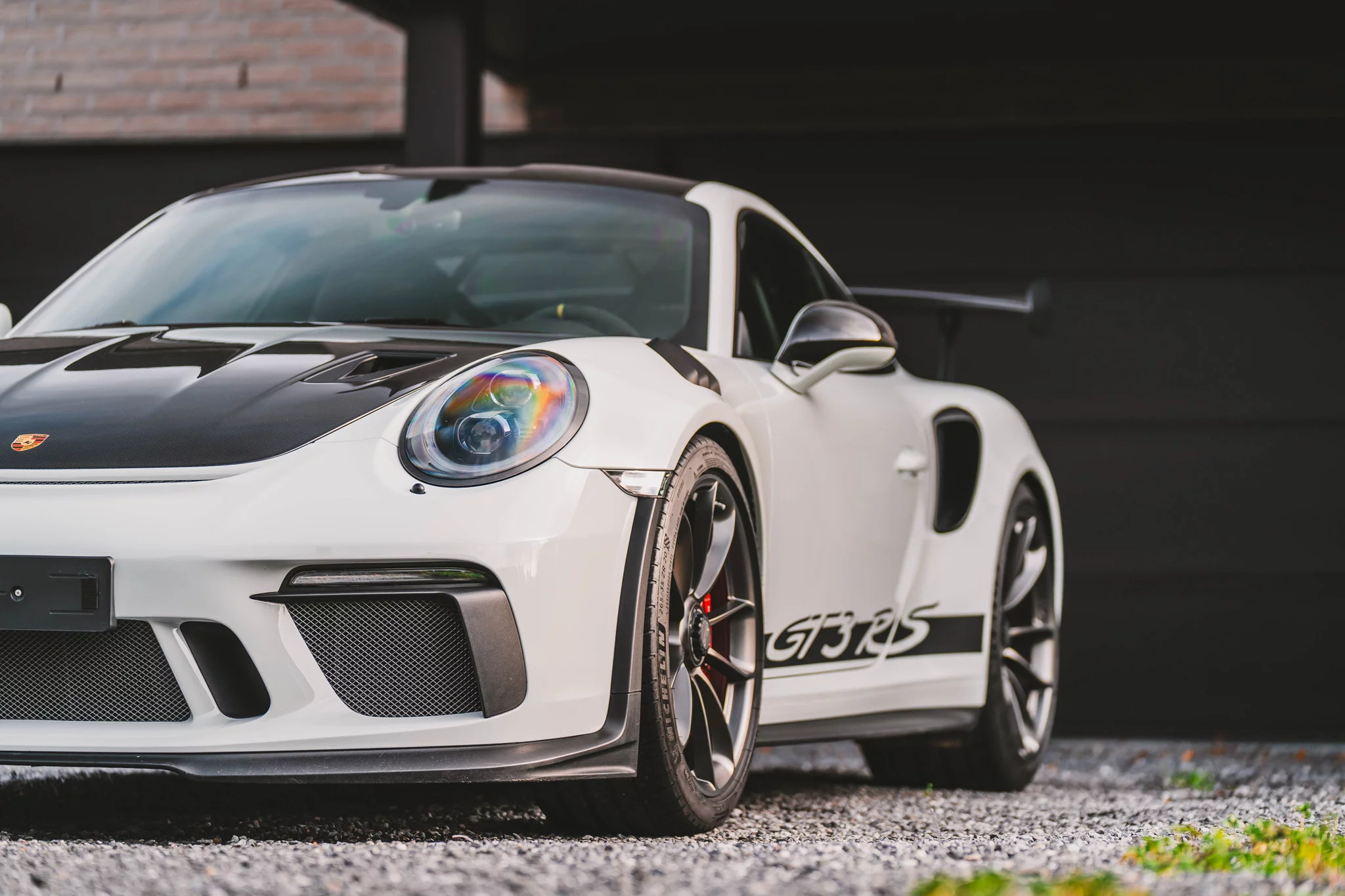 Pure White Porsche 911 GT3 RS