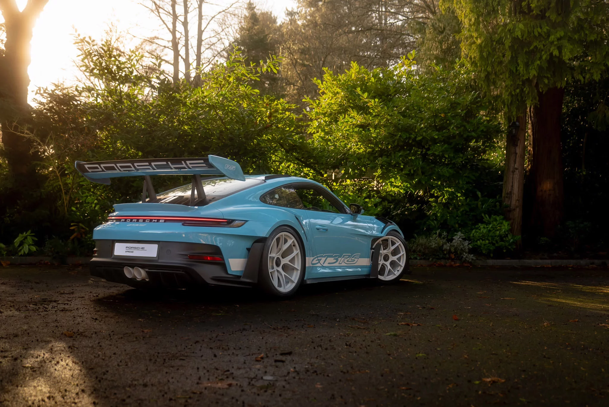 Olympic Blue Porsche 911 GT3 RS