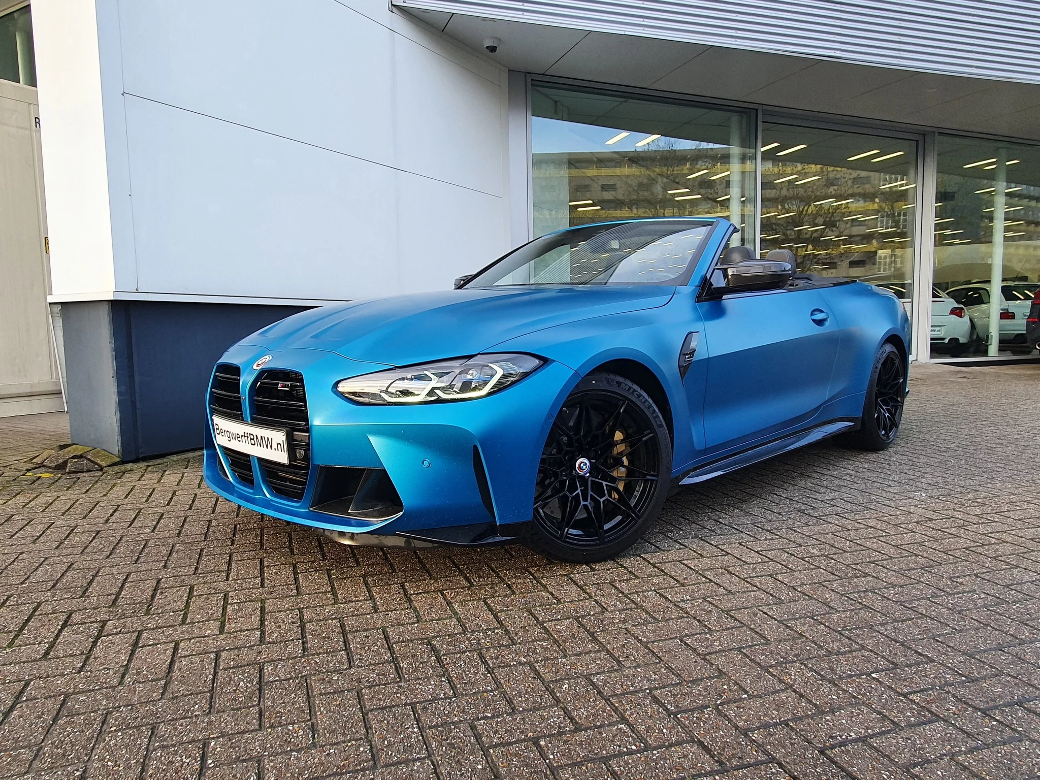Frozen Tulum Blue BMW M4