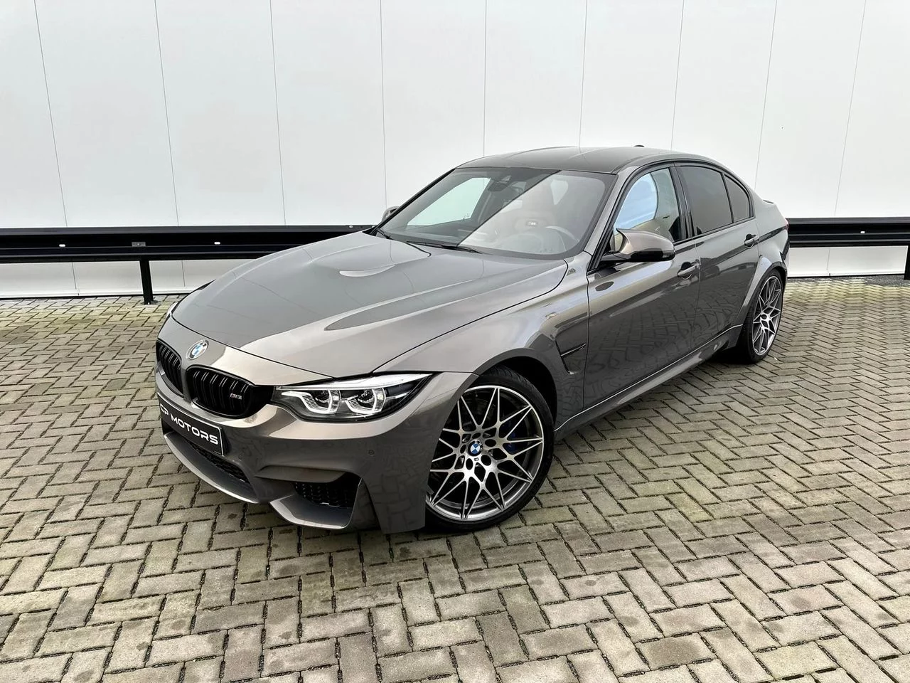 Champagne Quartz BMW M3