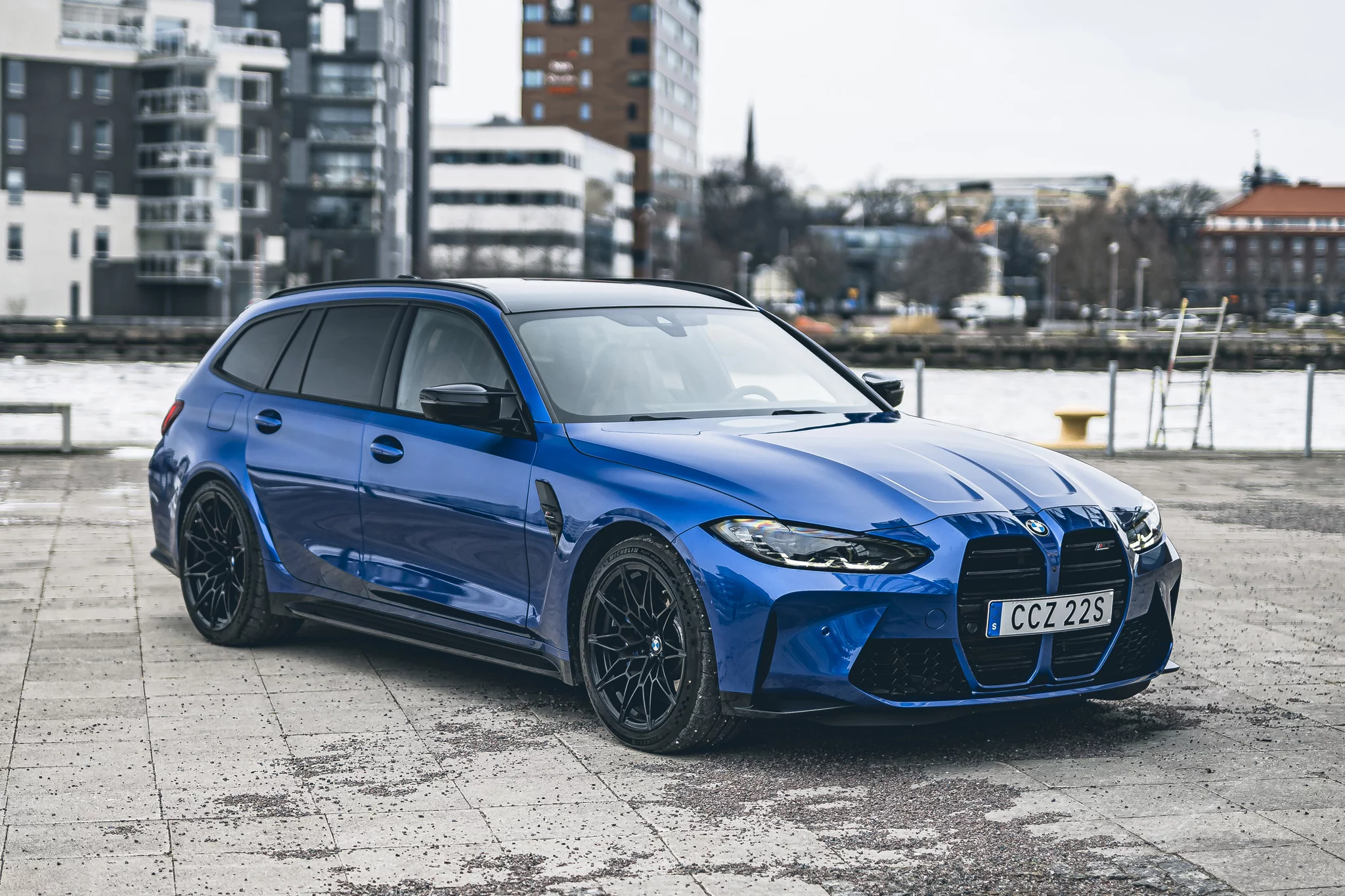 Portimao Blue BMW M3