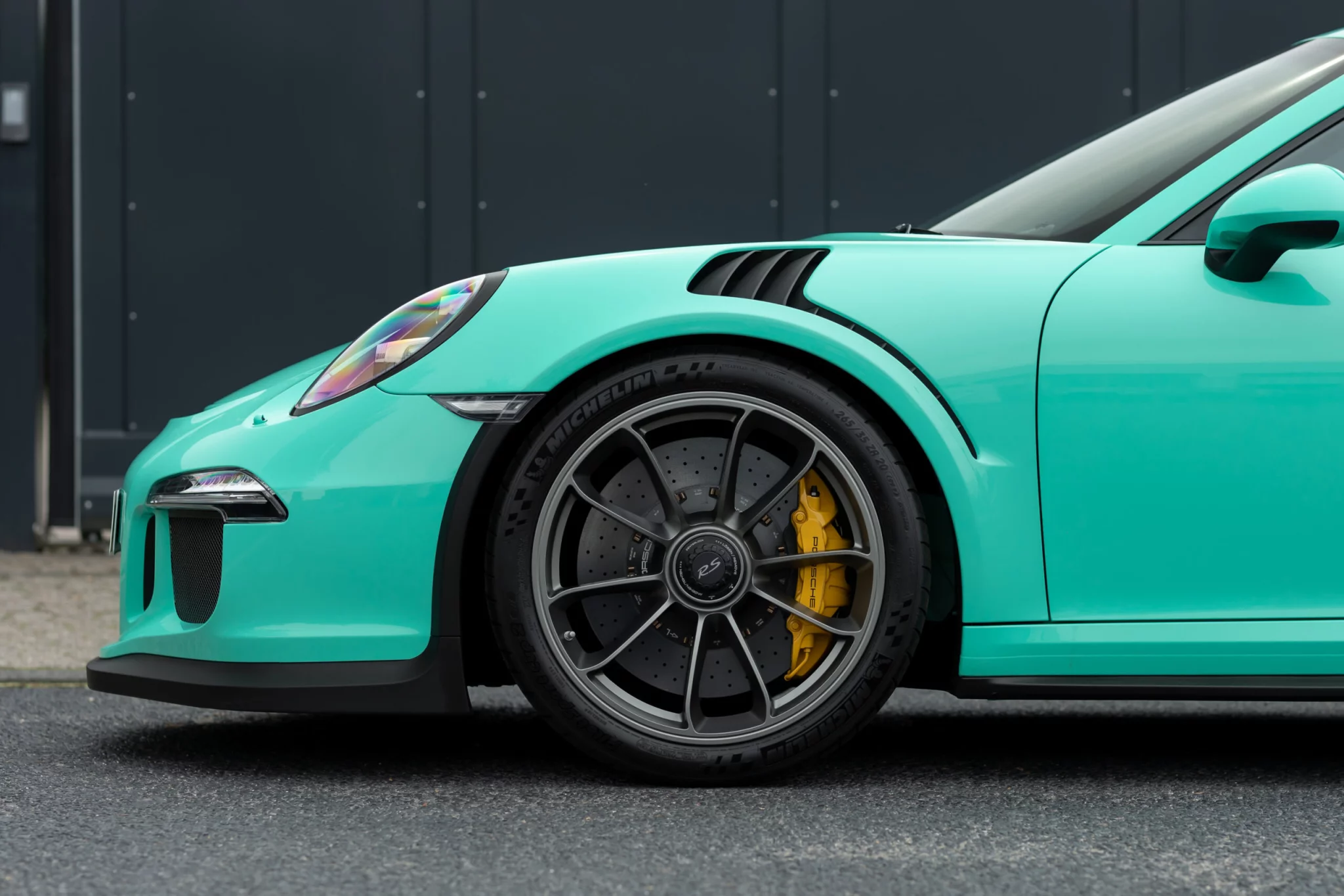 Mint Green Porsche 911 GT3 RS