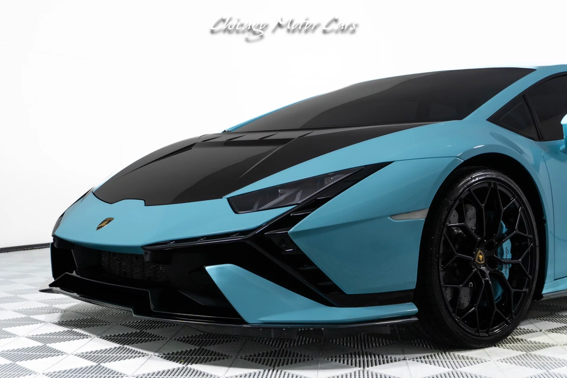 Celeste Sufax Lamborghini Huracán