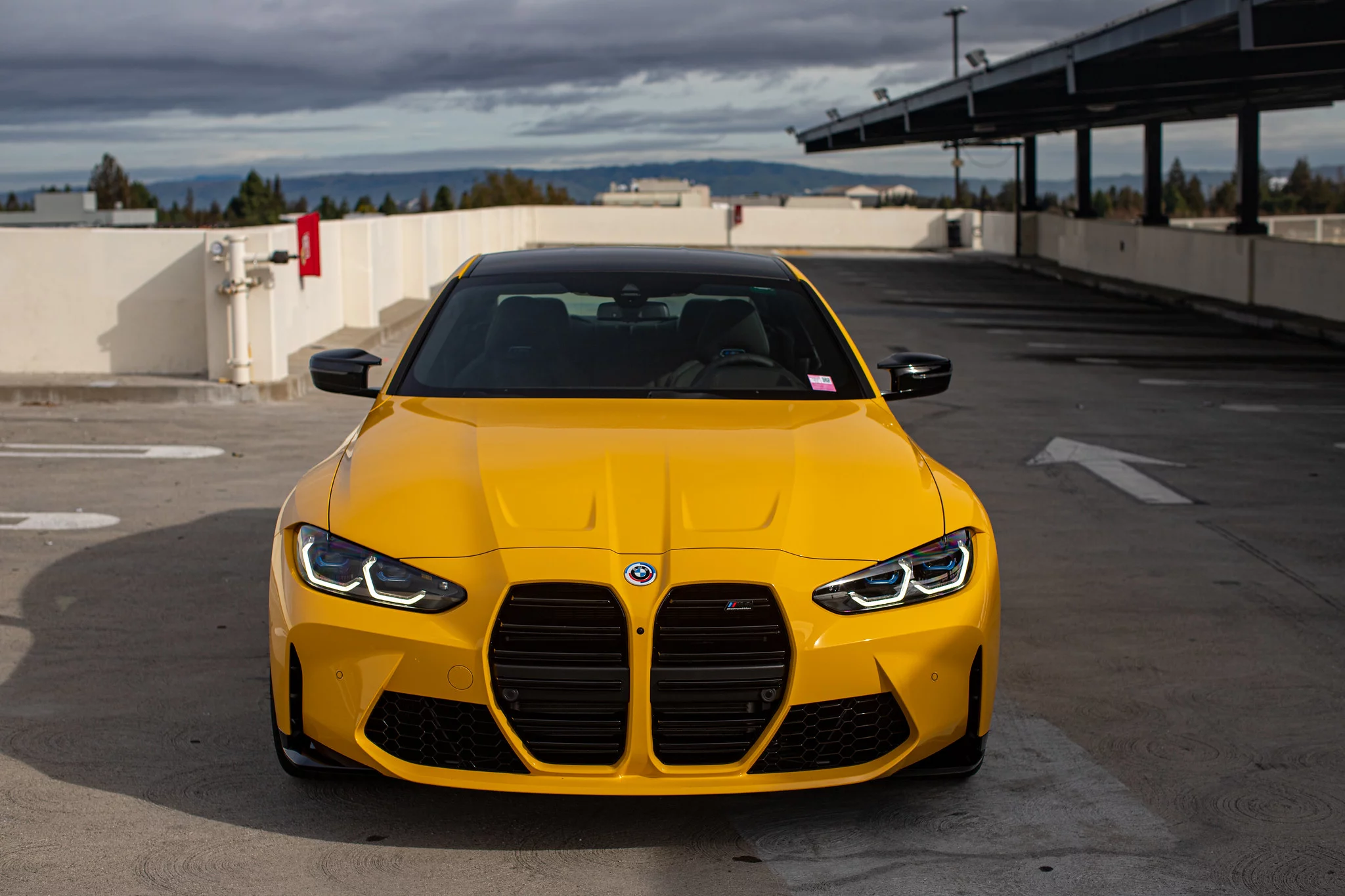 Speed Yellow BMW M4