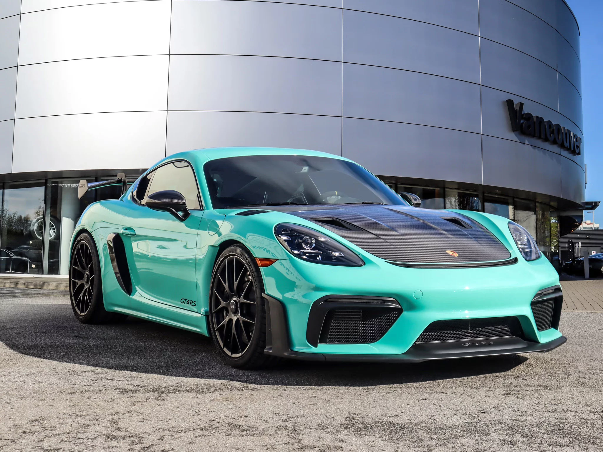 Mint Green Porsche 718 Cayman GT4 RS